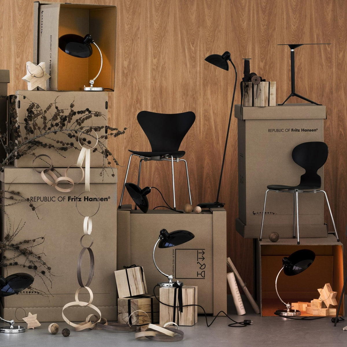 Fritz Hansen Design Mobiliário, Iluminação e Acessórios - colecção completa na Paris:Sete. Decoração e Design de Interiores