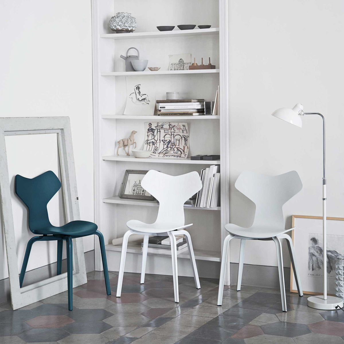 Fritz Hansen Design Mobiliário, Iluminação e Acessórios - colecção completa na Paris:Sete. Decoração e Design de Interiores