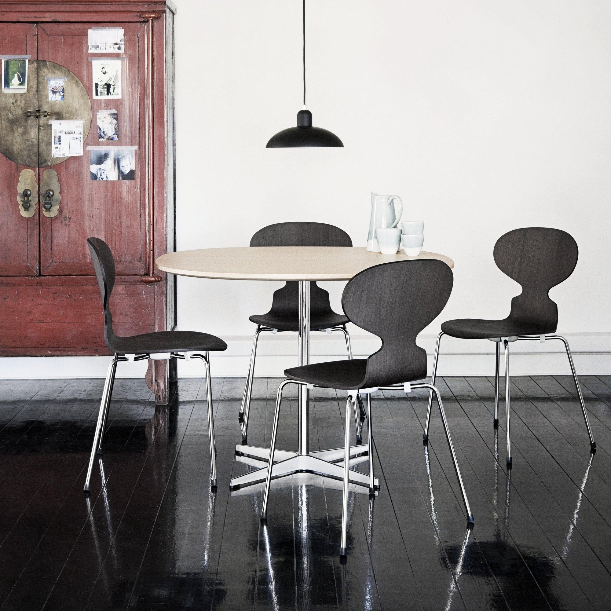 Fritz Hansen Design Mobiliário, Iluminação e Acessórios - colecção completa na Paris:Sete. Decoração e Design de Interiores