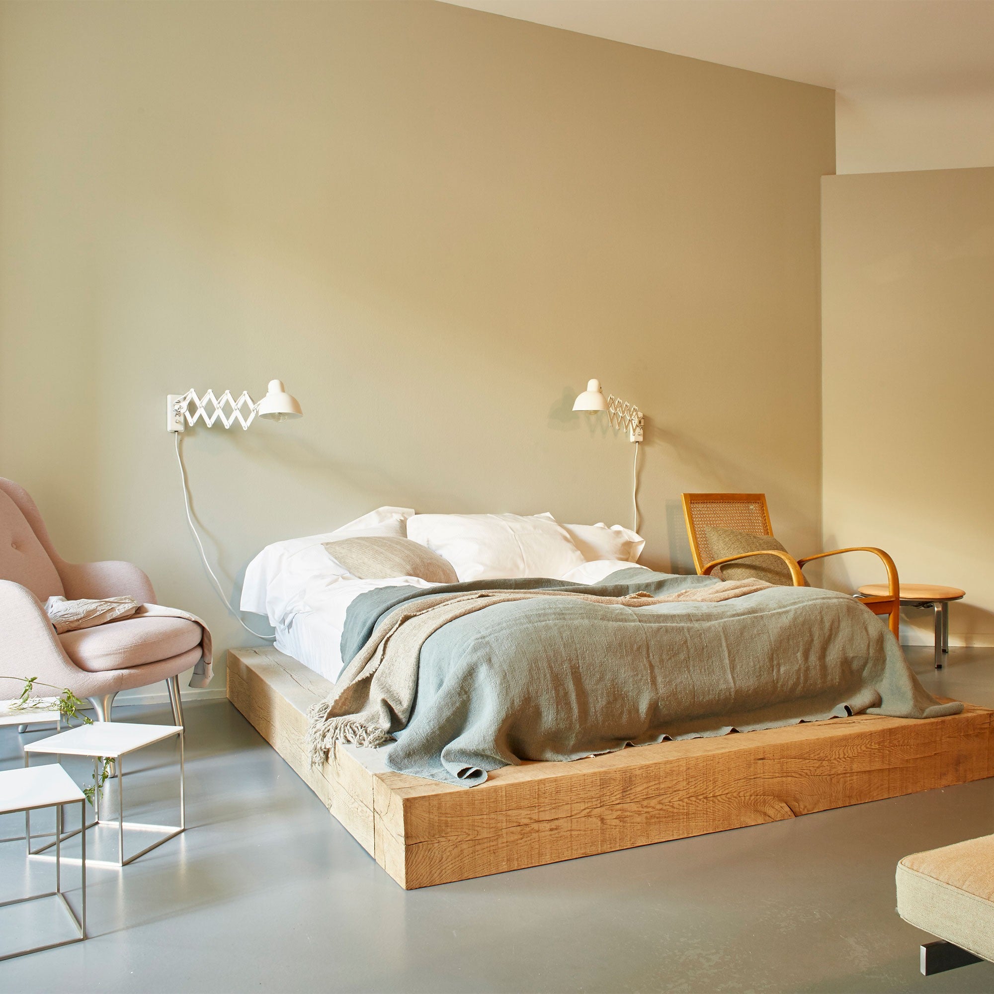 Fritz Hansen Design Mobiliário, Iluminação e Acessórios - colecção completa na Paris:Sete. Decoração e Design de Interiores