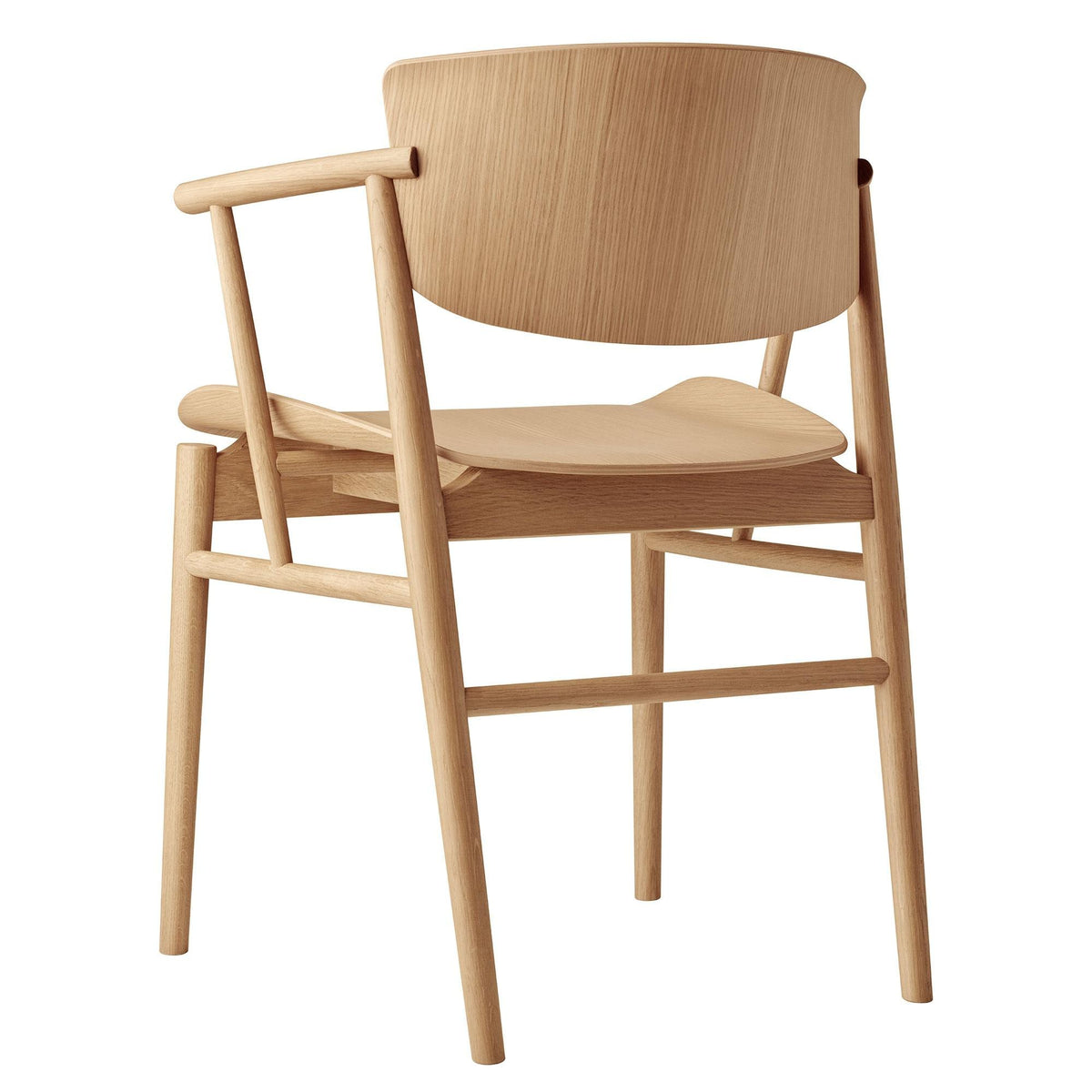 Fritz Hansen Design Mobiliário, Iluminação e Acessórios - colecção completa na Paris:Sete. Decoração e Design de Interiores