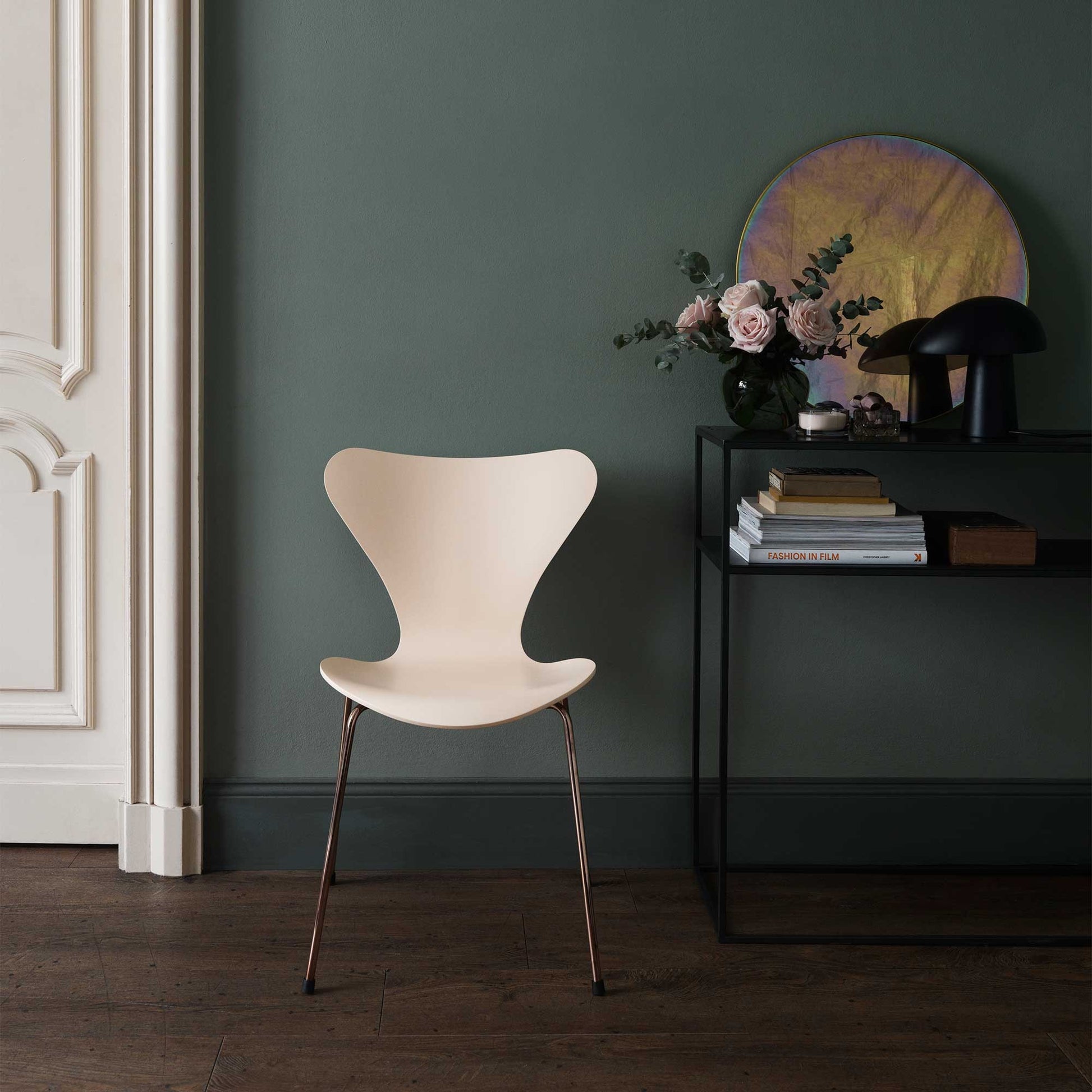 Fritz Hansen Design Mobiliário, Iluminação e Acessórios - colecção completa na Paris:Sete. Decoração e Design de Interiores