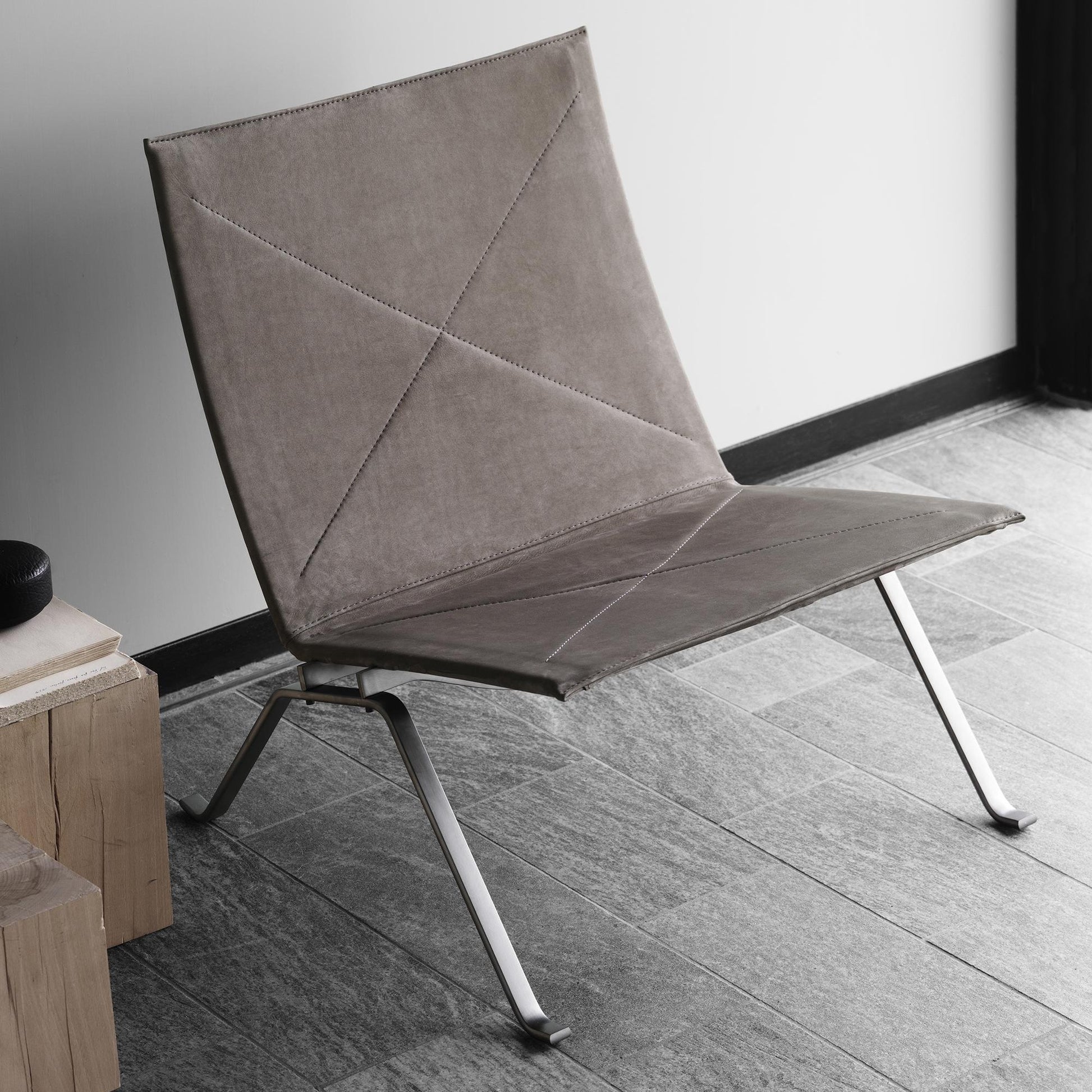 Fritz Hansen Design Mobiliário, Iluminação e Acessórios - colecção completa na Paris:Sete. Decoração e Design de Interiores