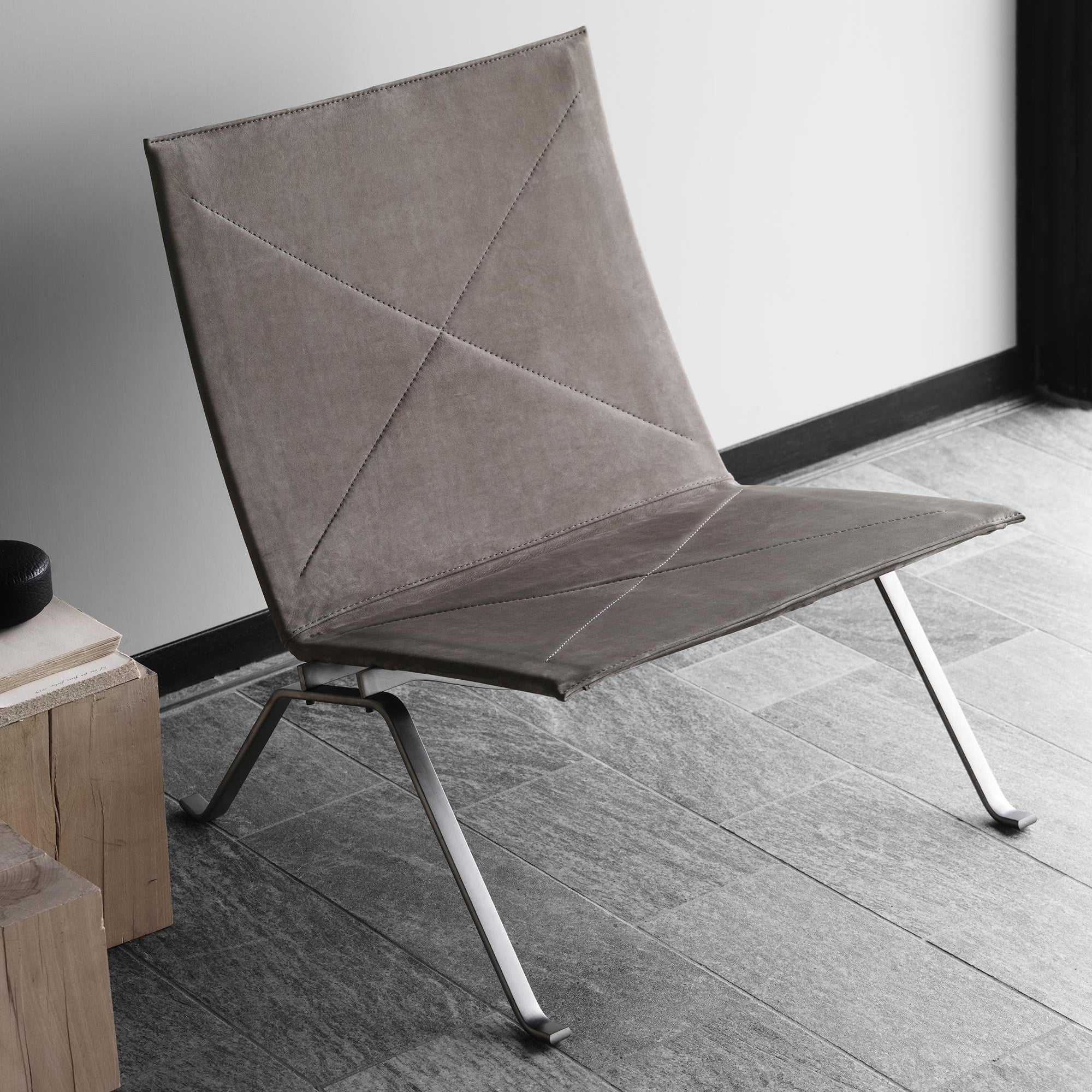 Fritz Hansen Design Mobiliário, Iluminação e Acessórios - colecção completa na Paris:Sete. Decoração e Design de Interiores