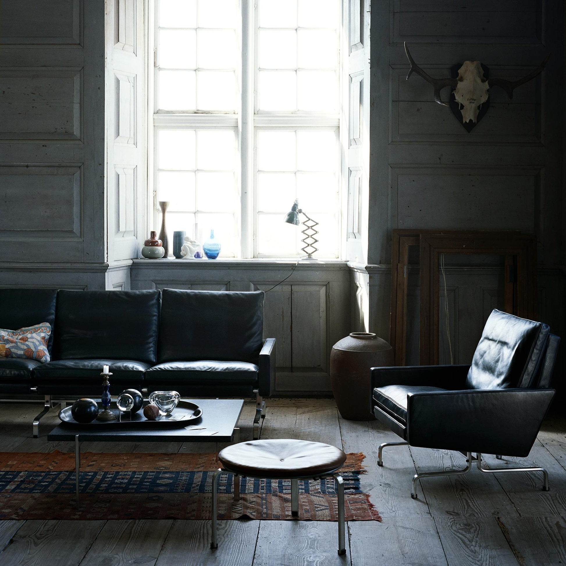 Fritz Hansen Design Mobiliário, Iluminação e Acessórios - colecção completa na Paris:Sete. Decoração e Design de Interiores