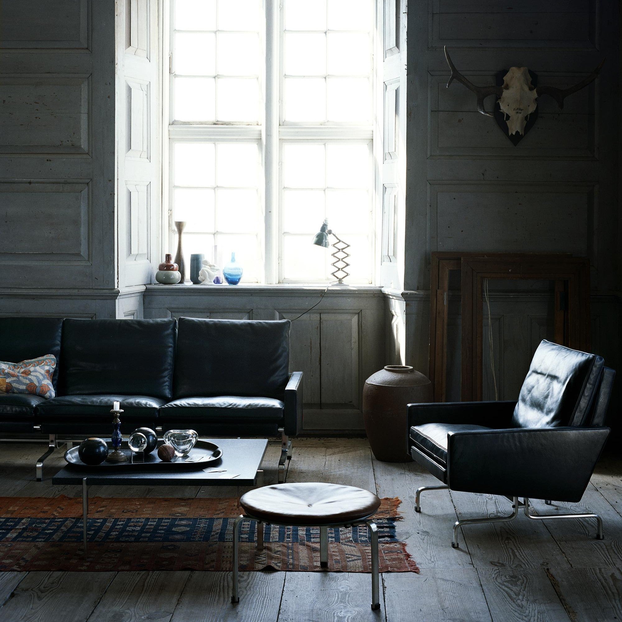 Fritz Hansen Design Mobiliário, Iluminação e Acessórios - colecção completa na Paris:Sete. Decoração e Design de Interiores