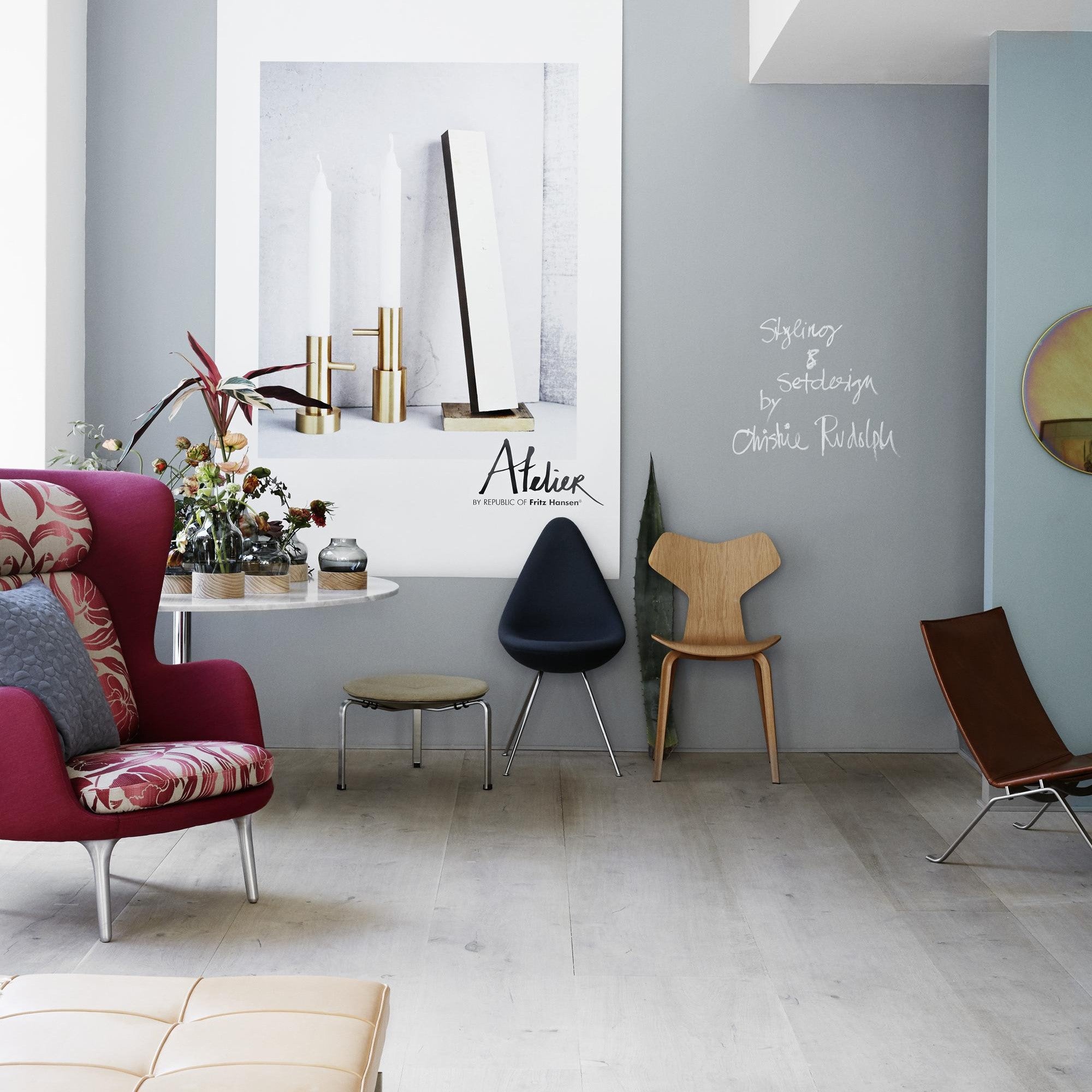 Fritz Hansen Design Mobiliário, Iluminação e Acessórios - colecção completa na Paris:Sete. Decoração e Design de Interiores