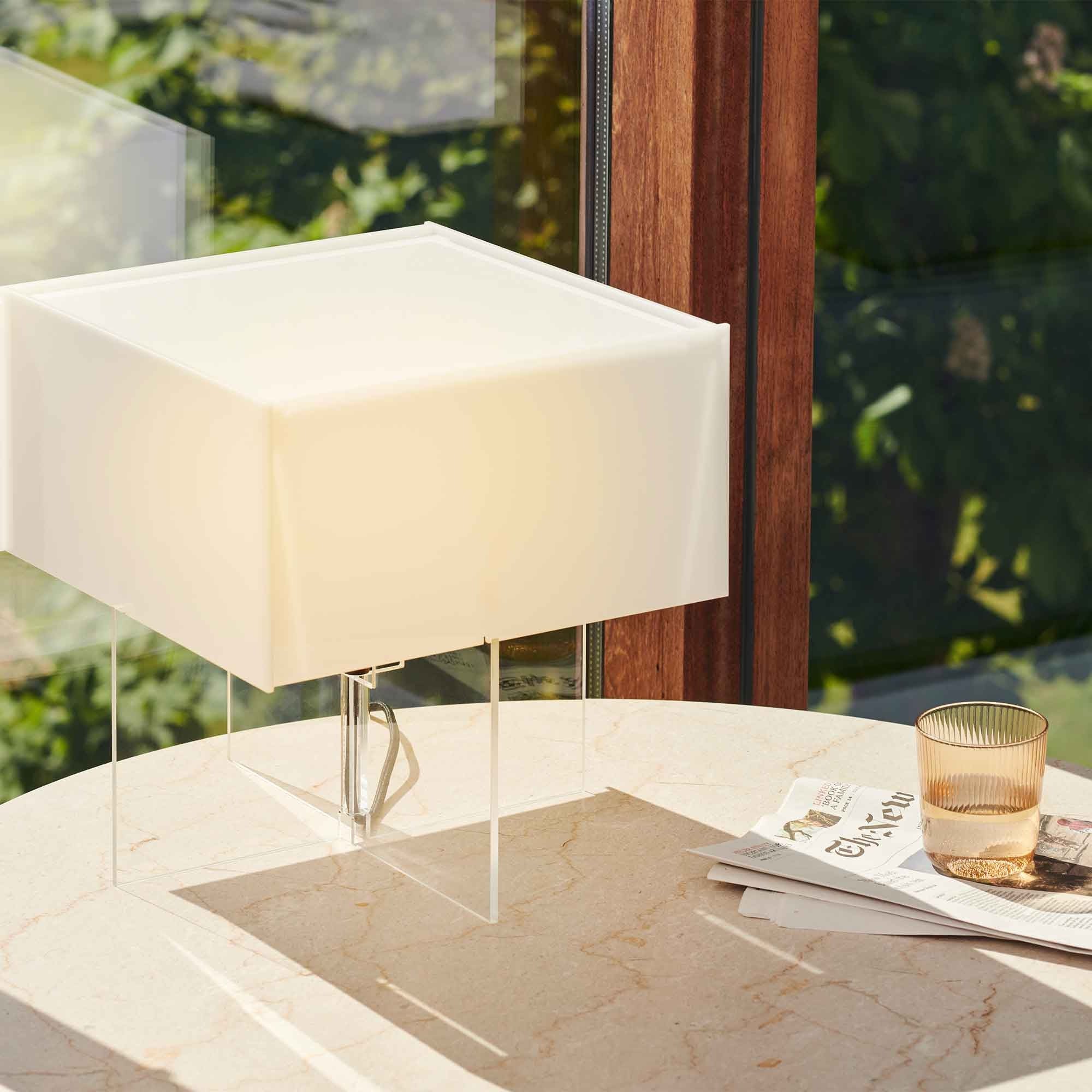 Fritz Hansen Design Mobiliário, Iluminação e Acessórios - colecção completa na Paris:Sete. Decoração e Design de Interiores