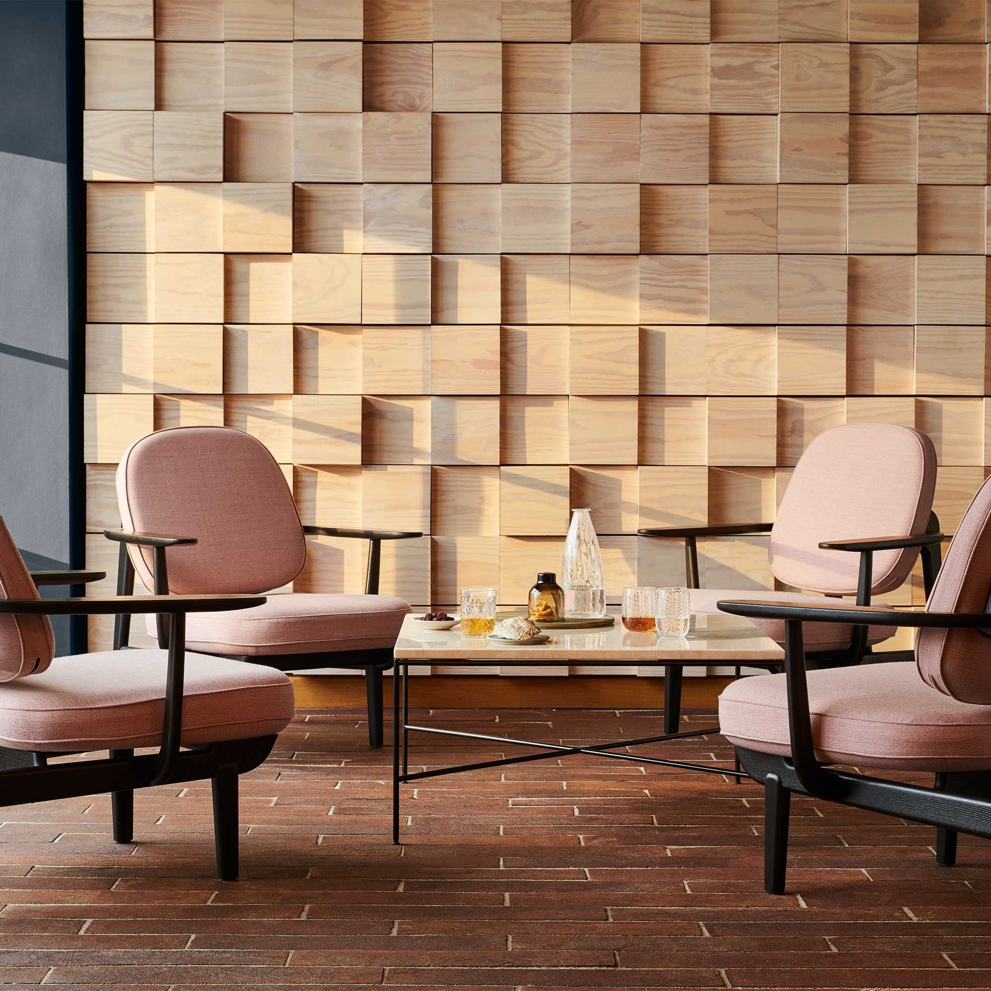 Fritz Hansen Design Mobiliário, Iluminação e Acessórios - colecção completa na Paris:Sete. Decoração e Design de Interiores