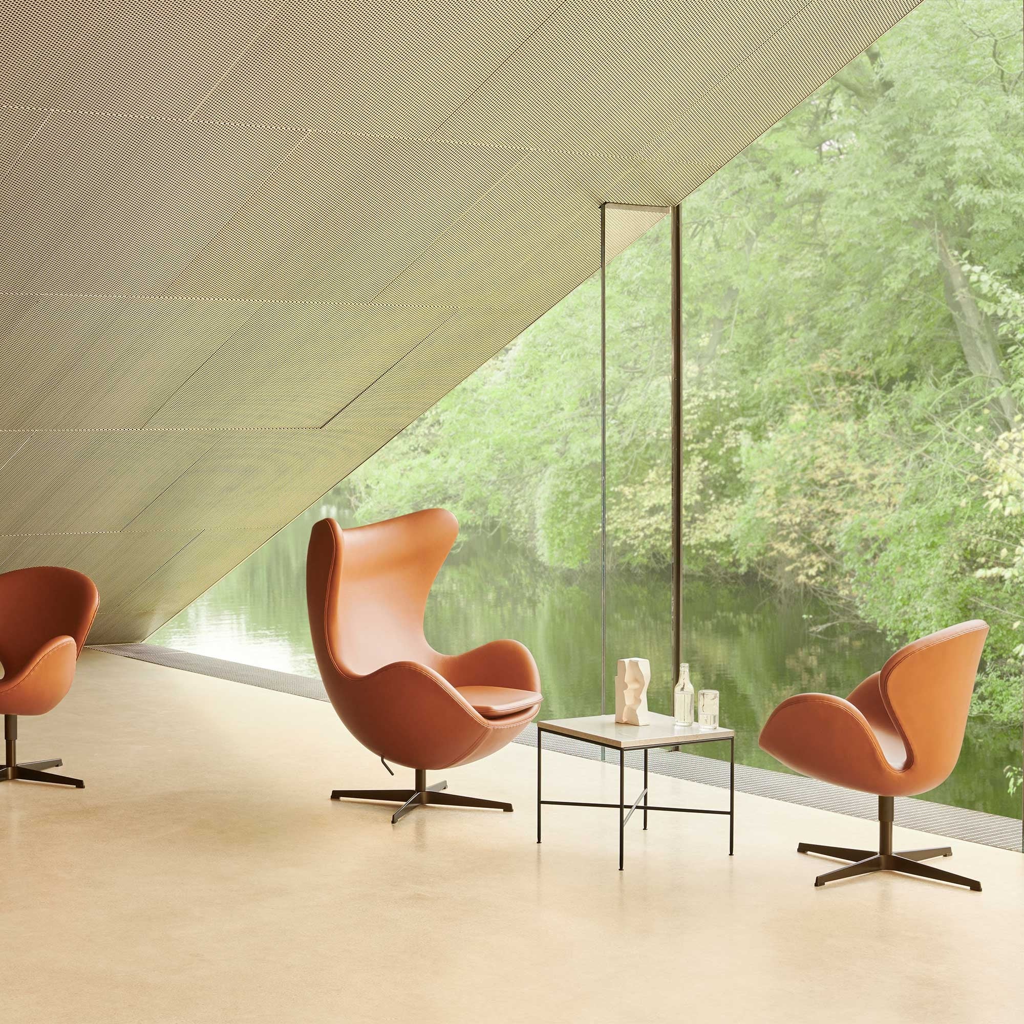 Fritz Hansen Design Mobiliário, Iluminação e Acessórios - colecção completa na Paris:Sete. Decoração e Design de Interiores