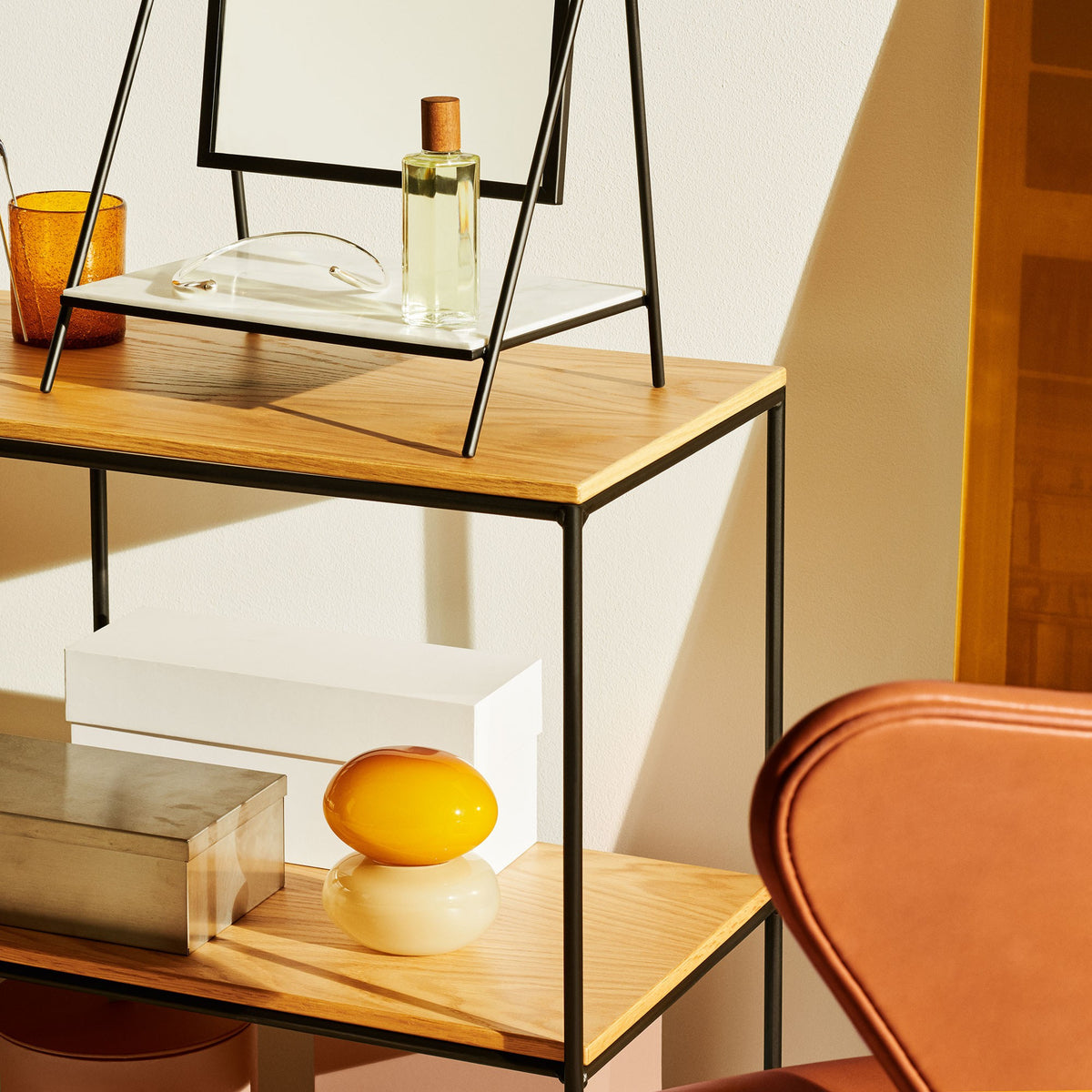 Fritz Hansen Design Mobiliário, Iluminação e Acessórios - colecção completa na Paris:Sete. Decoração e Design de Interiores