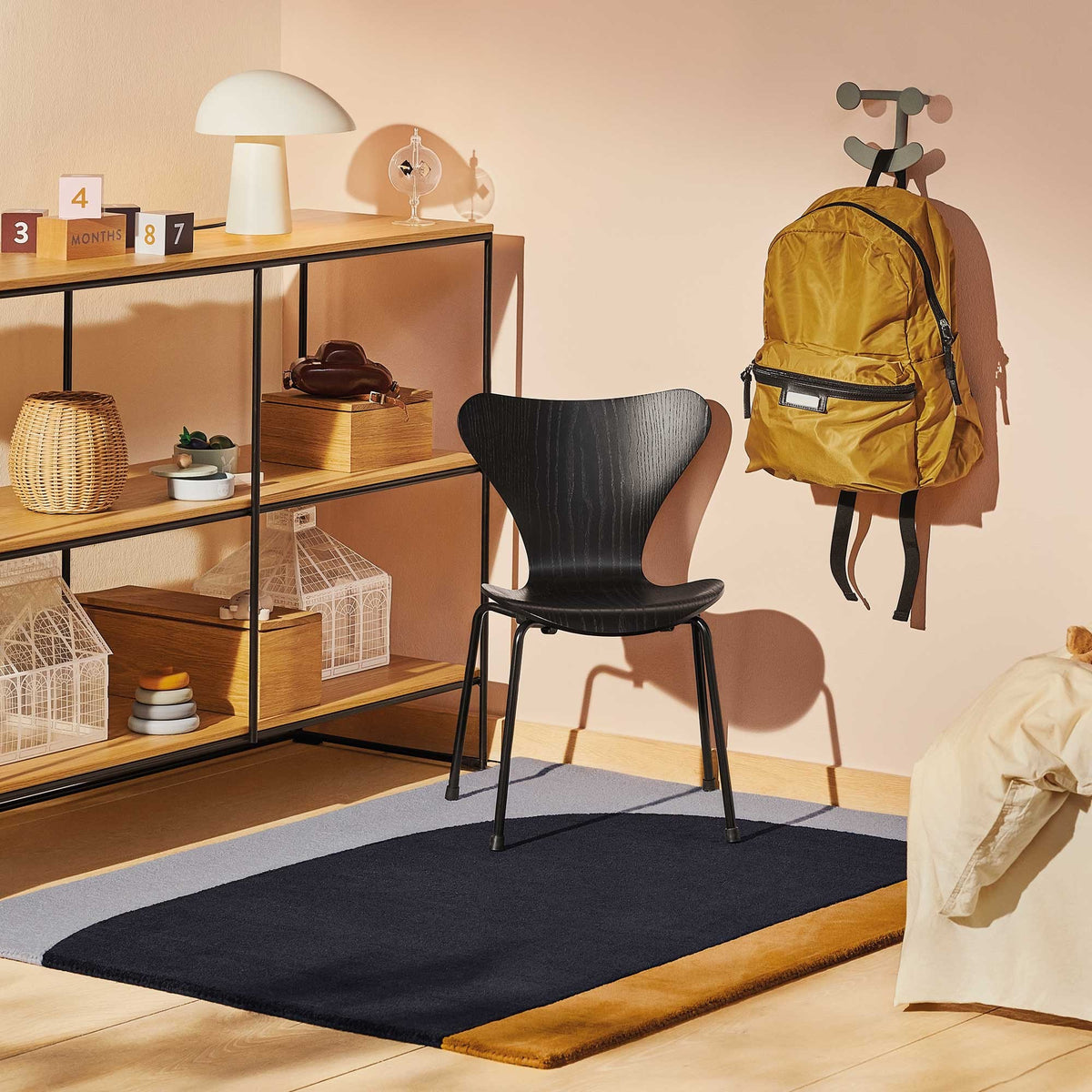 Fritz Hansen Design Mobiliário, Iluminação e Acessórios - colecção completa na Paris:Sete. Decoração e Design de Interiores