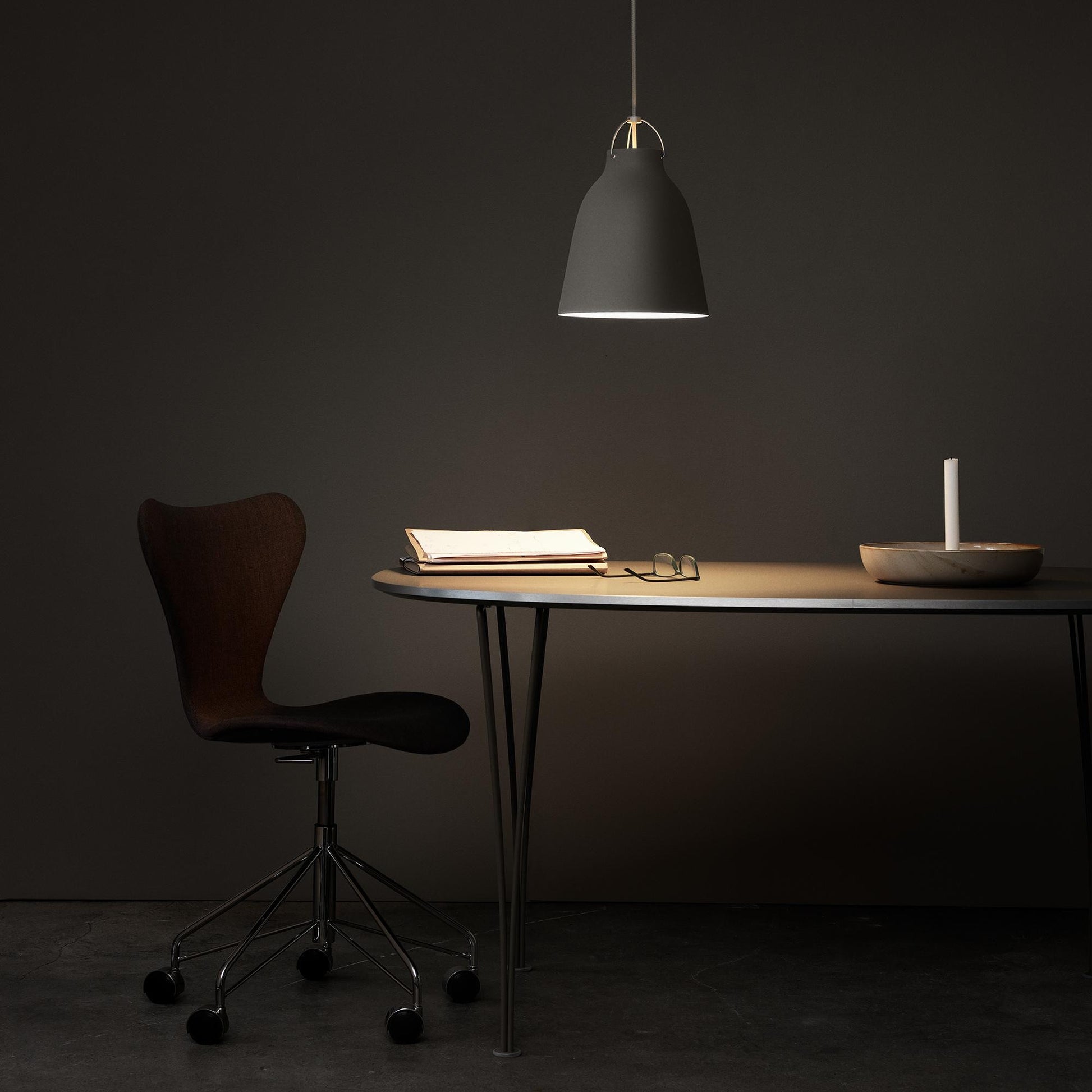 Fritz Hansen Design Mobiliário, Iluminação e Acessórios - colecção completa na Paris:Sete. Decoração e Design de Interiores