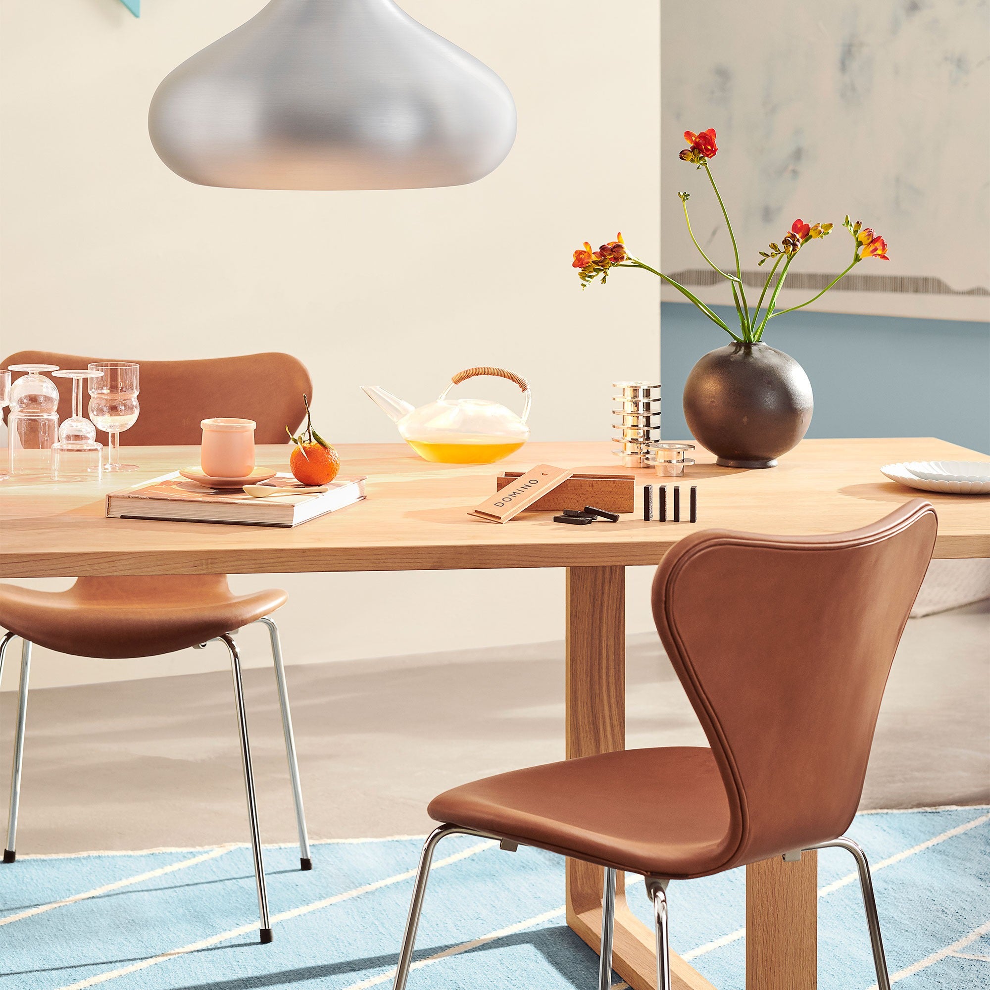 Fritz Hansen Design Mobiliário, Iluminação e Acessórios - colecção completa na Paris:Sete. Decoração e Design de Interiores