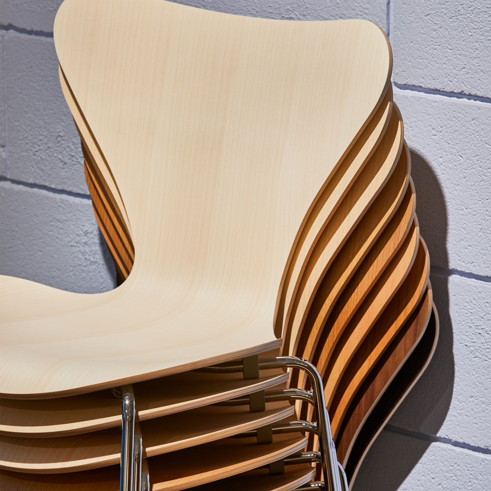 Fritz Hansen Design Mobiliário, Iluminação e Acessórios - colecção completa na Paris:Sete. Decoração e Design de Interiores