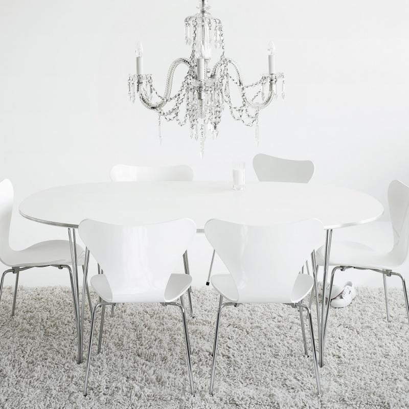 Fritz Hansen Design Mobiliário, Iluminação e Acessórios - colecção completa na Paris:Sete. Decoração e Design de Interiores