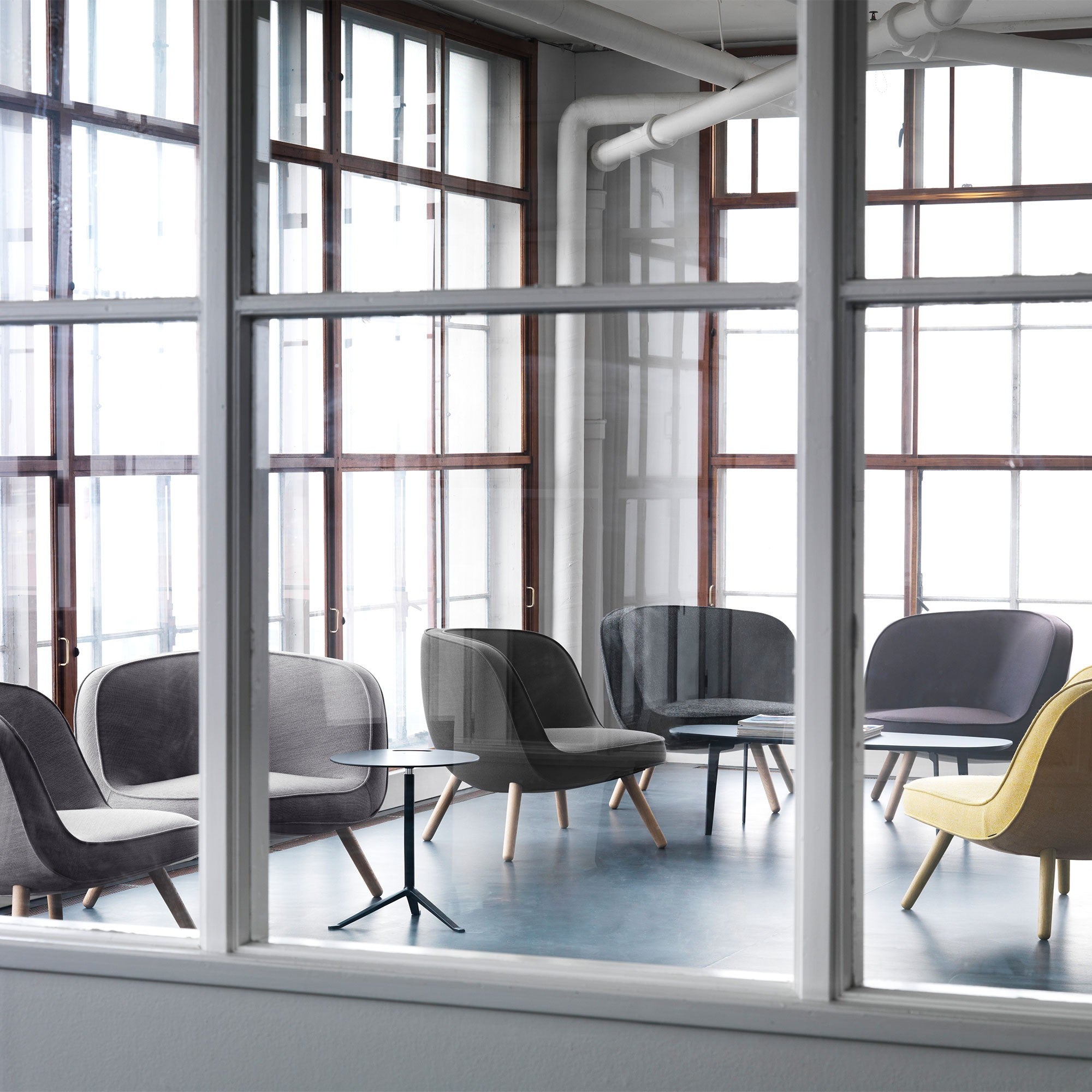 Fritz Hansen Design Mobiliário, Iluminação e Acessórios - colecção completa na Paris:Sete. Decoração e Design de Interiores