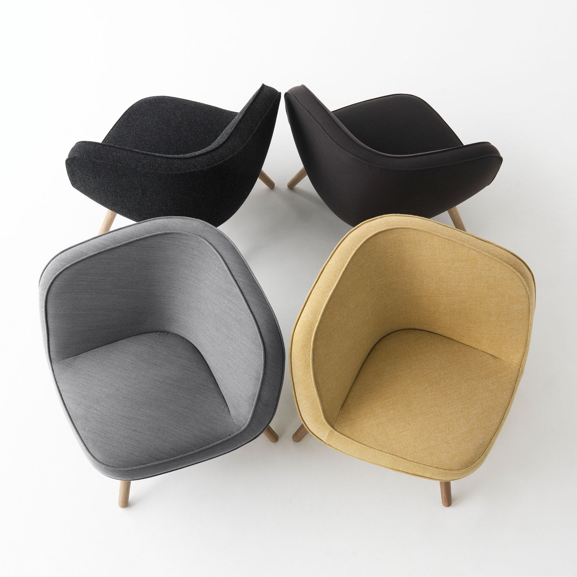 Fritz Hansen Design Mobiliário, Iluminação e Acessórios - colecção completa na Paris:Sete. Decoração e Design de Interiores