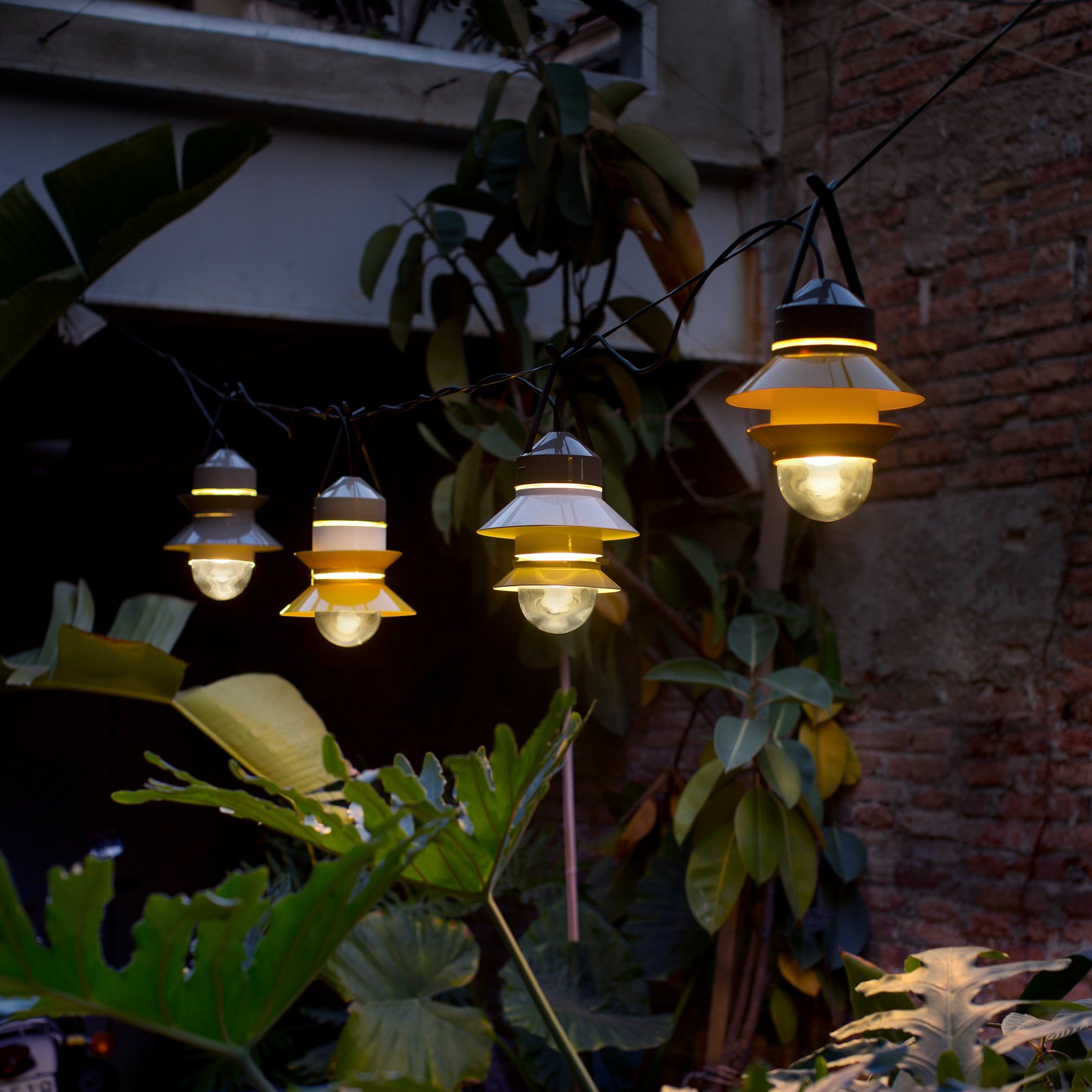 Marset Design Iluminação Lighting Mobiliário e Acessórios - colecção completa na Paris:Sete. Decoração e Design de Interiores