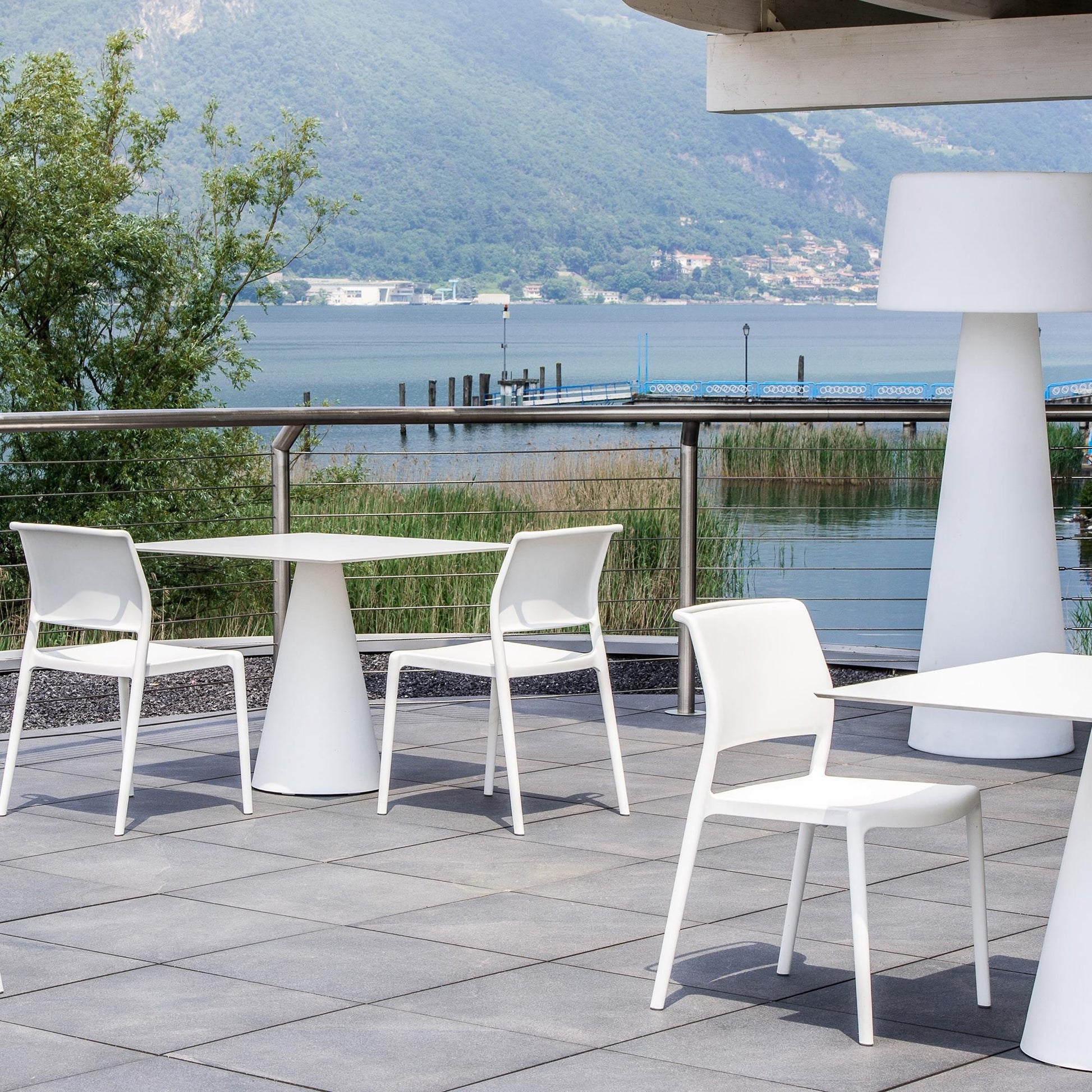 Pedrali Design Mobiliário, Iluminação e Acessórios - colecção completa na Paris:Sete. Decoração e Design de Interiores