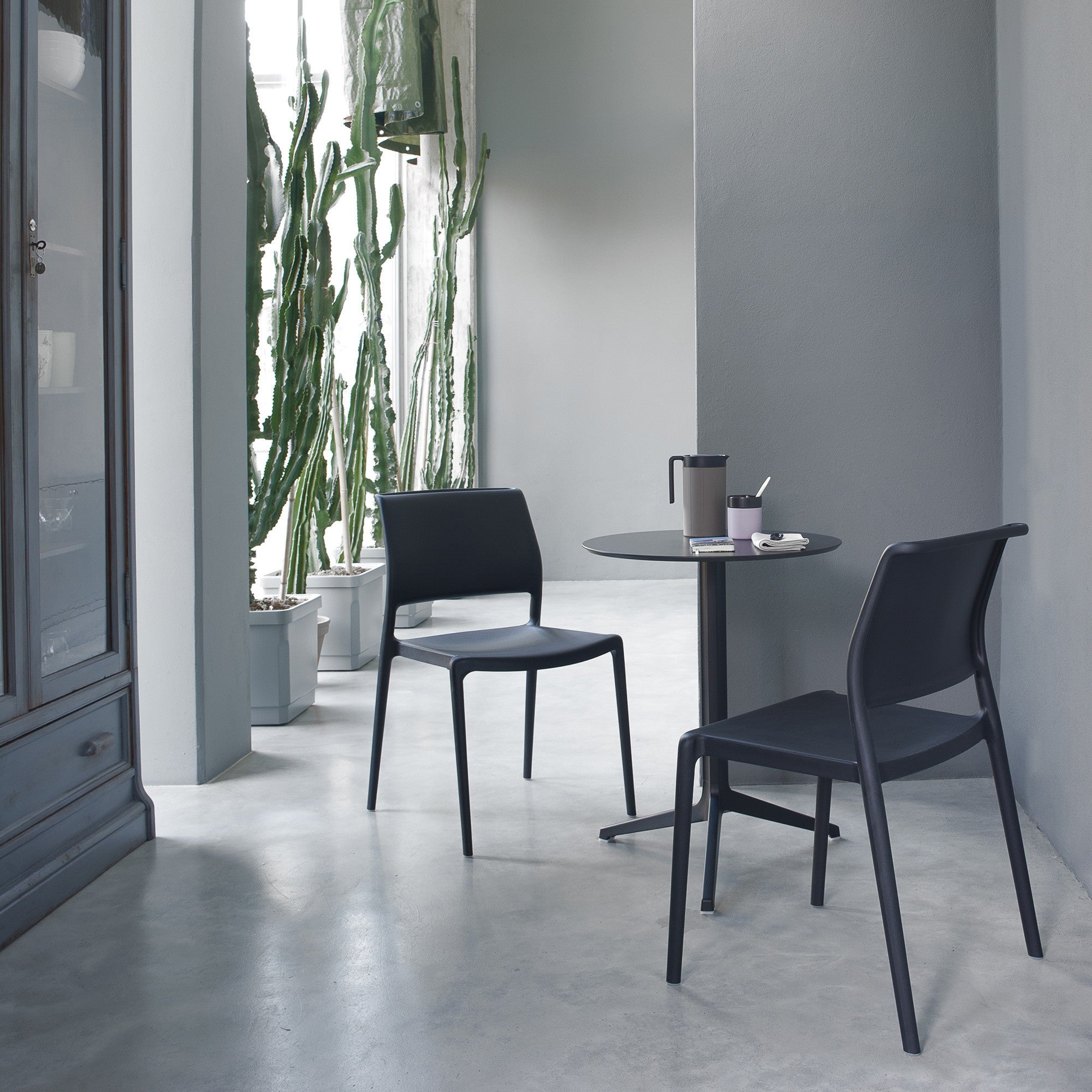 Pedrali Design Mobiliário, Iluminação e Acessórios - colecção completa na Paris:Sete. Decoração e Design de Interiores