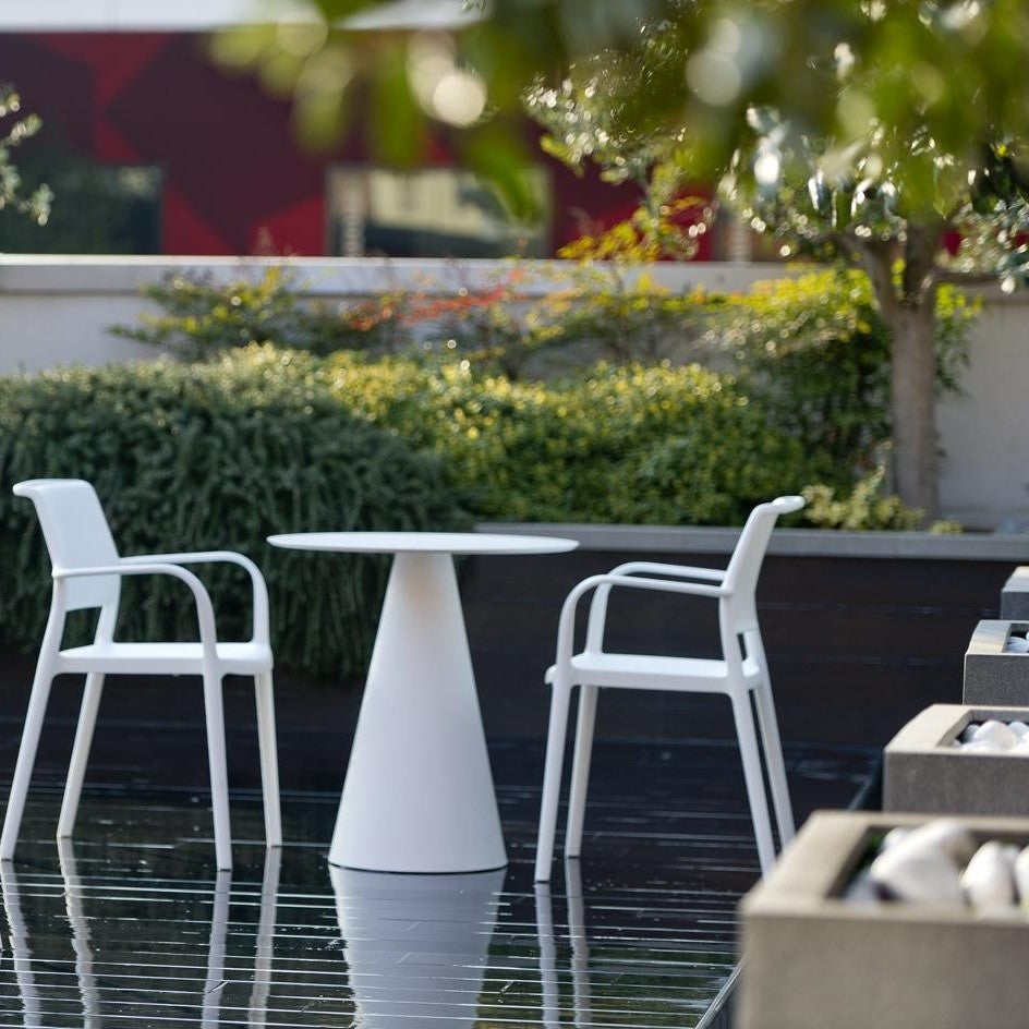 Pedrali Design Mobiliário, Iluminação e Acessórios - colecção completa na Paris:Sete. Decoração e Design de Interiores