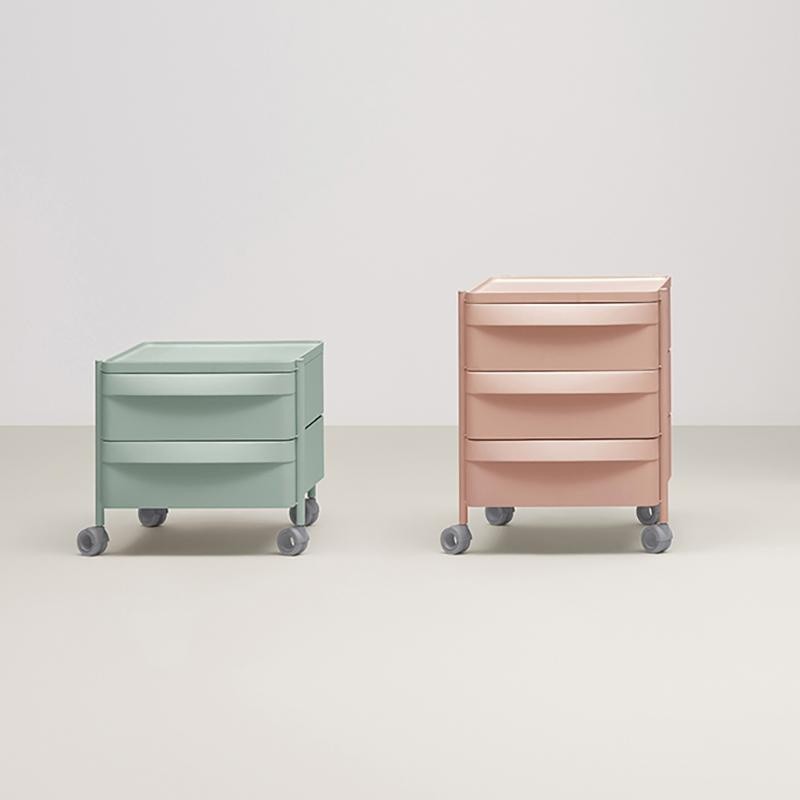 Pedrali Design Mobiliário, Iluminação e Acessórios - colecção completa na Paris:Sete. Decoração e Design de Interiores