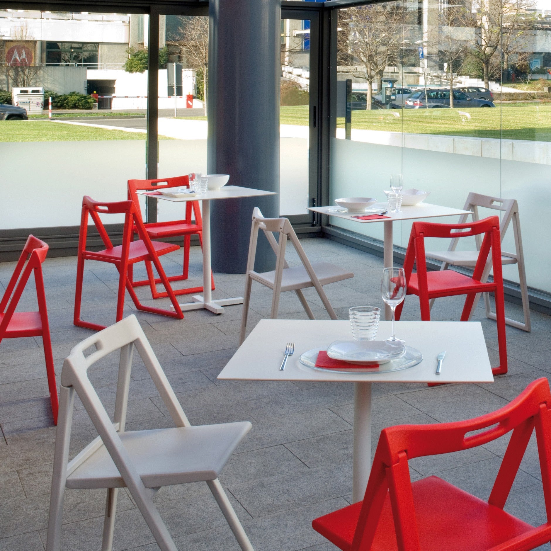 Pedrali Design Mobiliário, Iluminação e Acessórios - colecção completa na Paris:Sete. Decoração e Design de Interiores