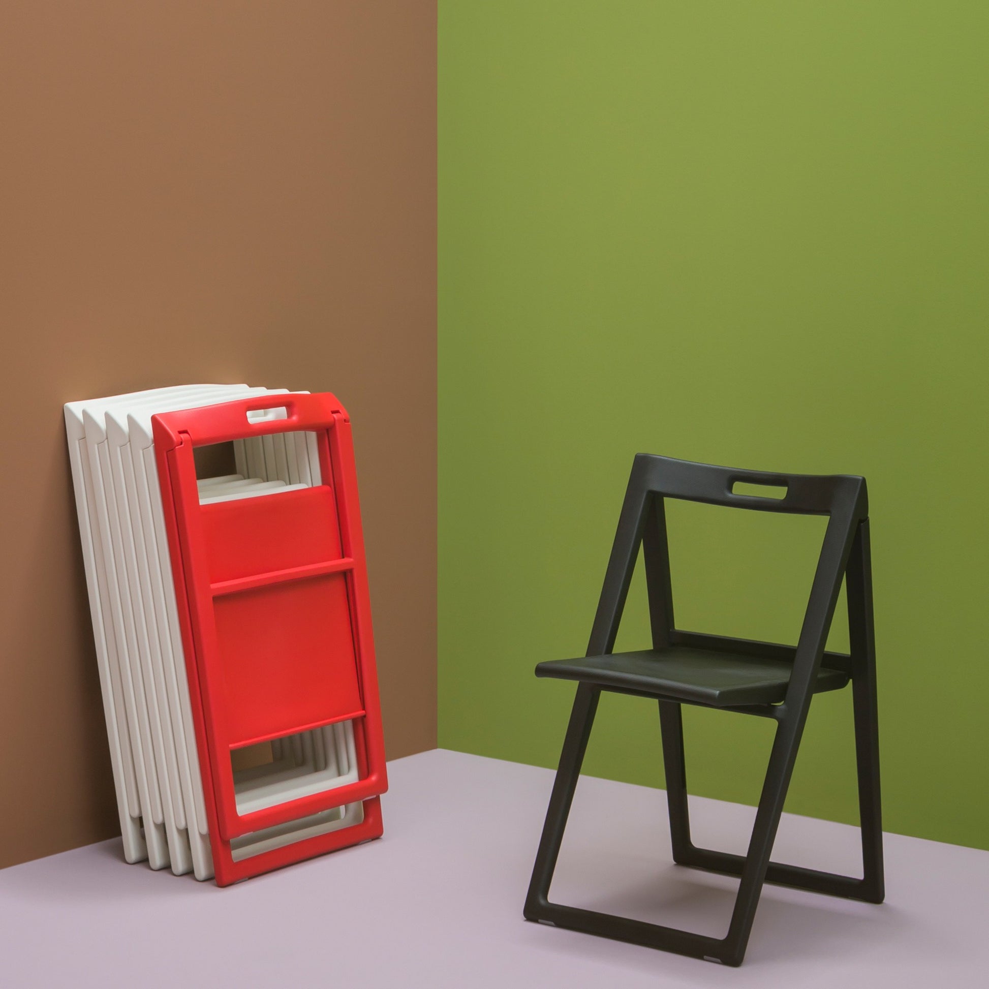 Pedrali Design Mobiliário, Iluminação e Acessórios - colecção completa na Paris:Sete. Decoração e Design de Interiores
