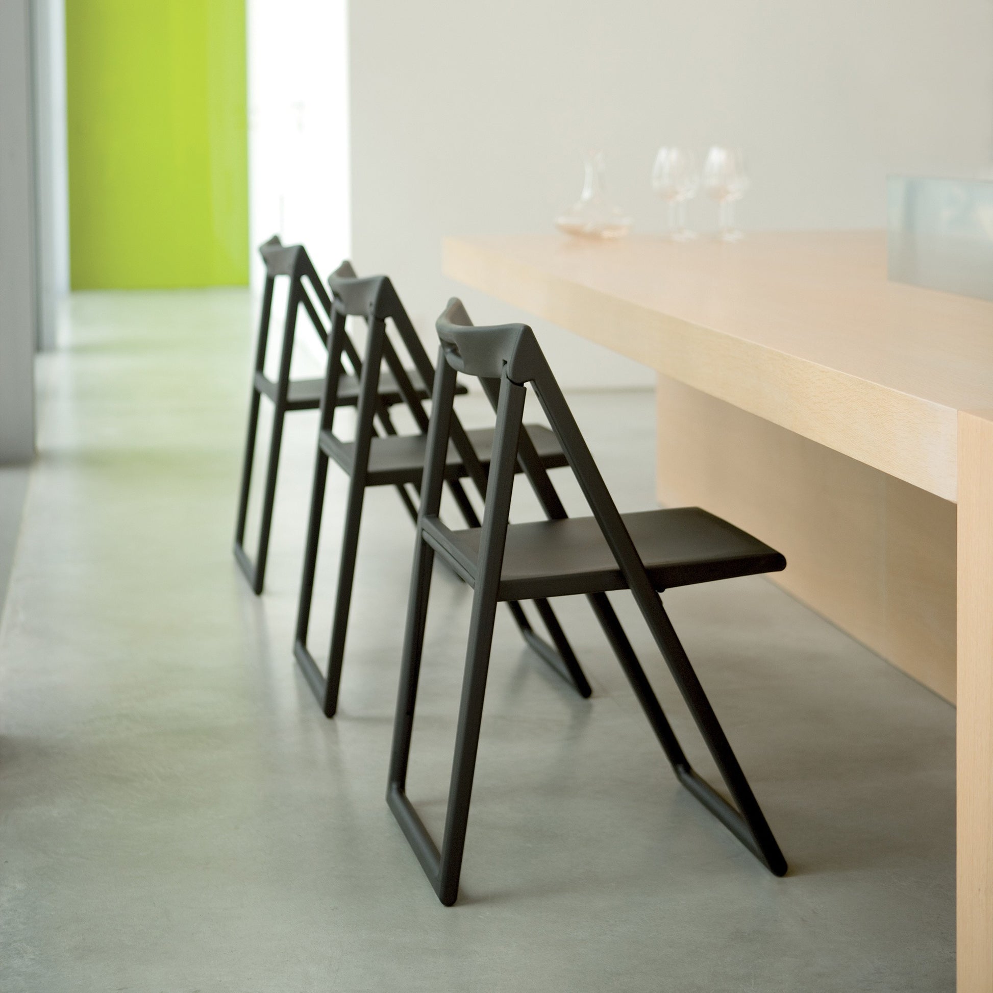 Pedrali Design Mobiliário, Iluminação e Acessórios - colecção completa na Paris:Sete. Decoração e Design de Interiores