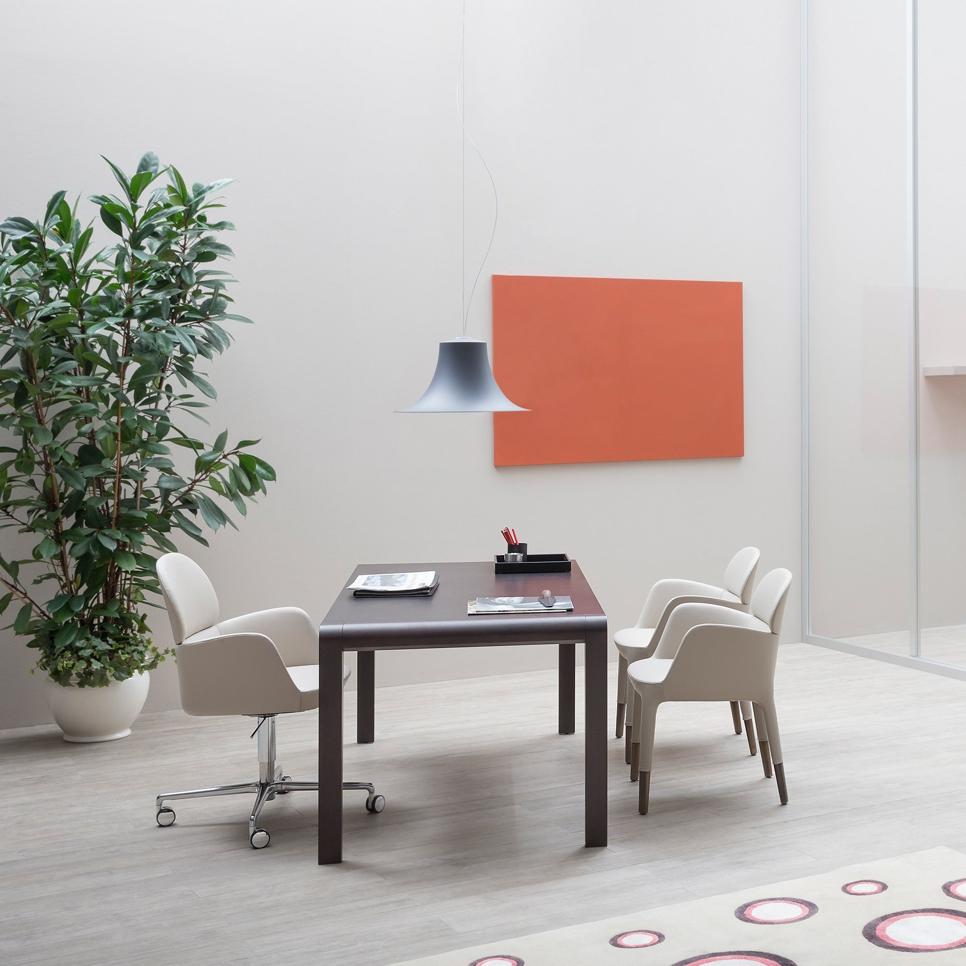 Pedrali Design Mobiliário, Iluminação e Acessórios - colecção completa na Paris:Sete. Decoração e Design de Interiores