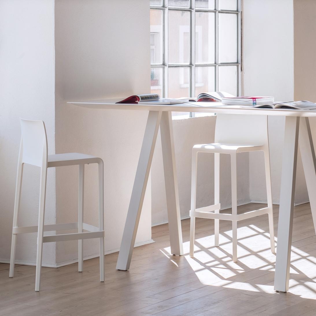 Pedrali Design Mobiliário, Iluminação e Acessórios - colecção completa na Paris:Sete. Decoração e Design de Interiores