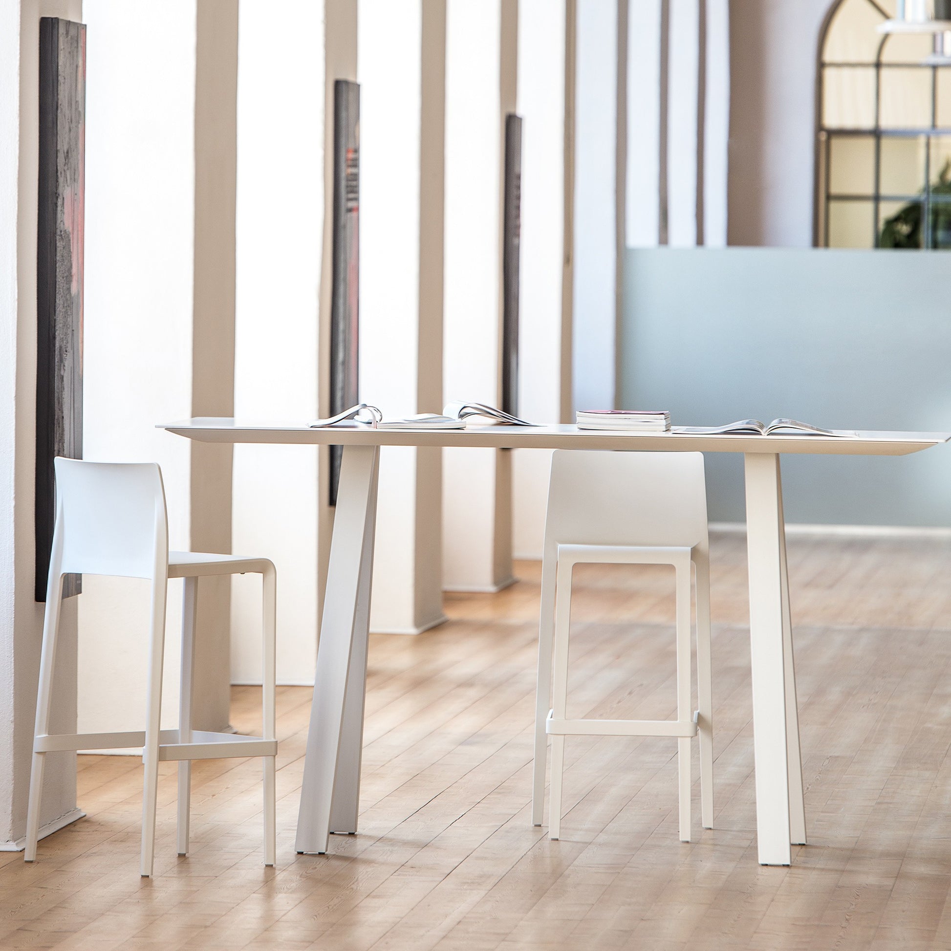 Pedrali Design Mobiliário, Iluminação e Acessórios - colecção completa na Paris:Sete. Decoração e Design de Interiores