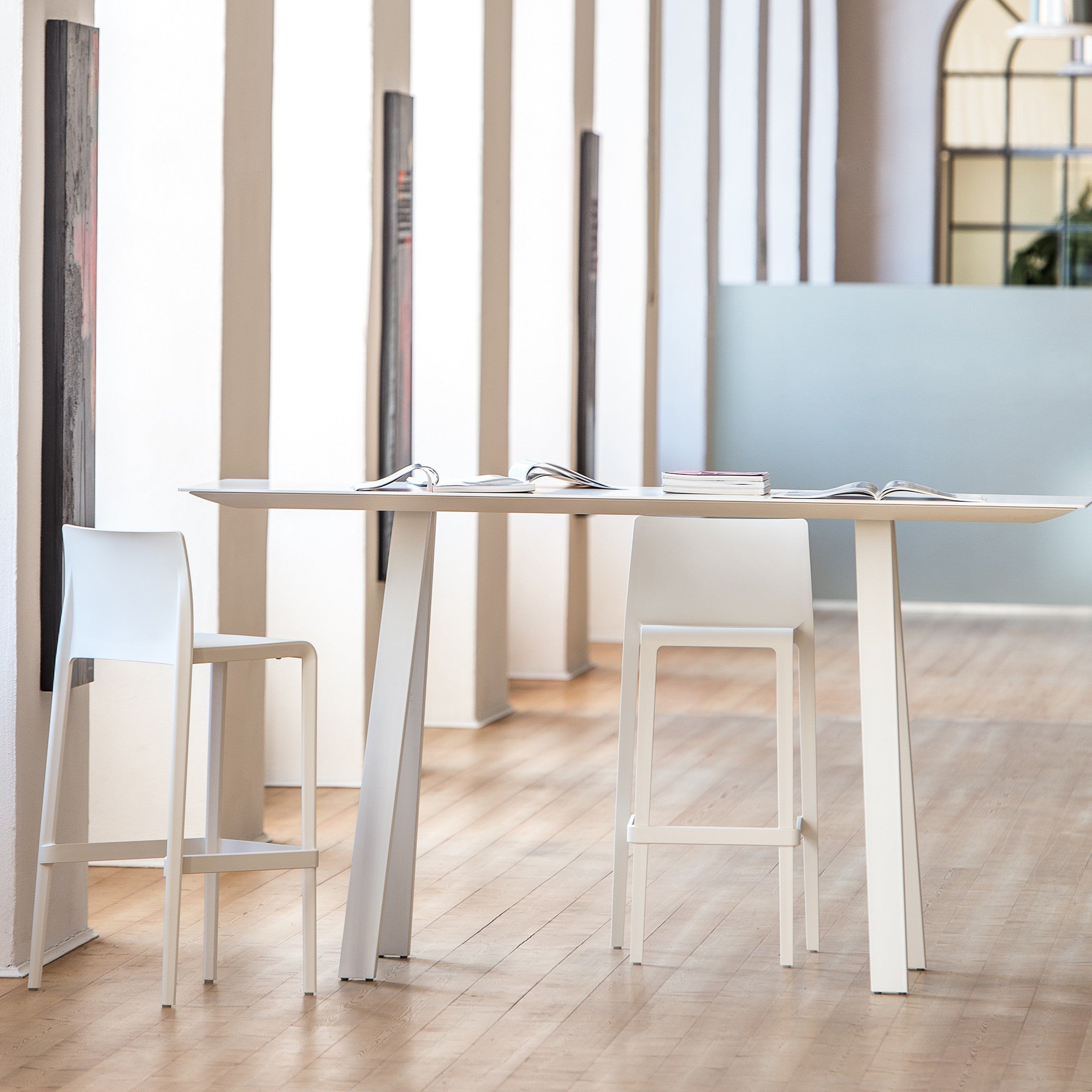 Pedrali Design Mobiliário, Iluminação e Acessórios - colecção completa na Paris:Sete. Decoração e Design de Interiores