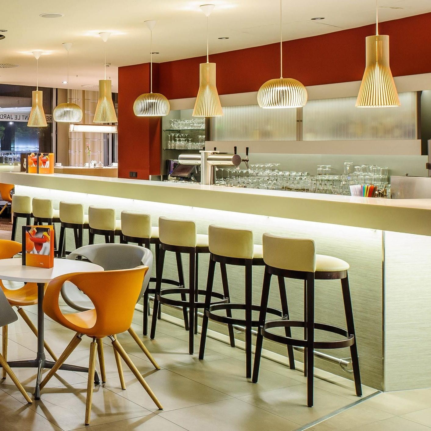 Secto Design Lighting | Mobiliário, Iluminação e Acessórios - colecção completa na Paris:Sete. Decoração e Design de Interiores