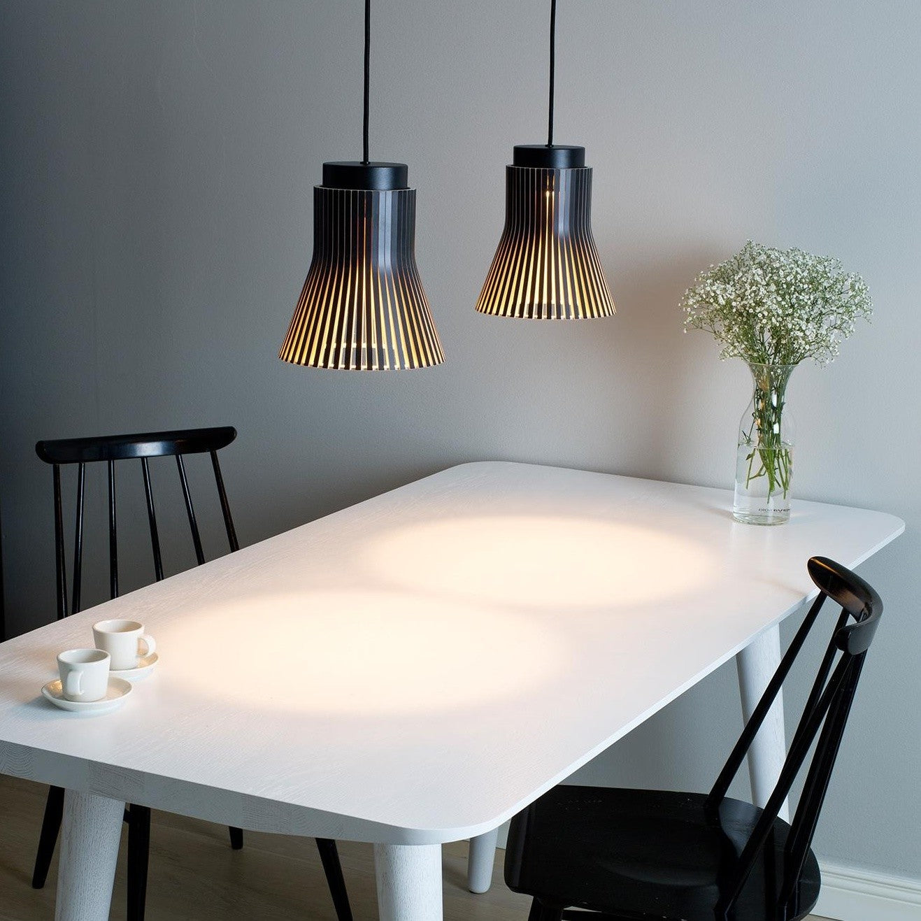 Secto Design Lighting | Mobiliário, Iluminação e Acessórios - colecção completa na Paris:Sete. Decoração e Design de Interiores