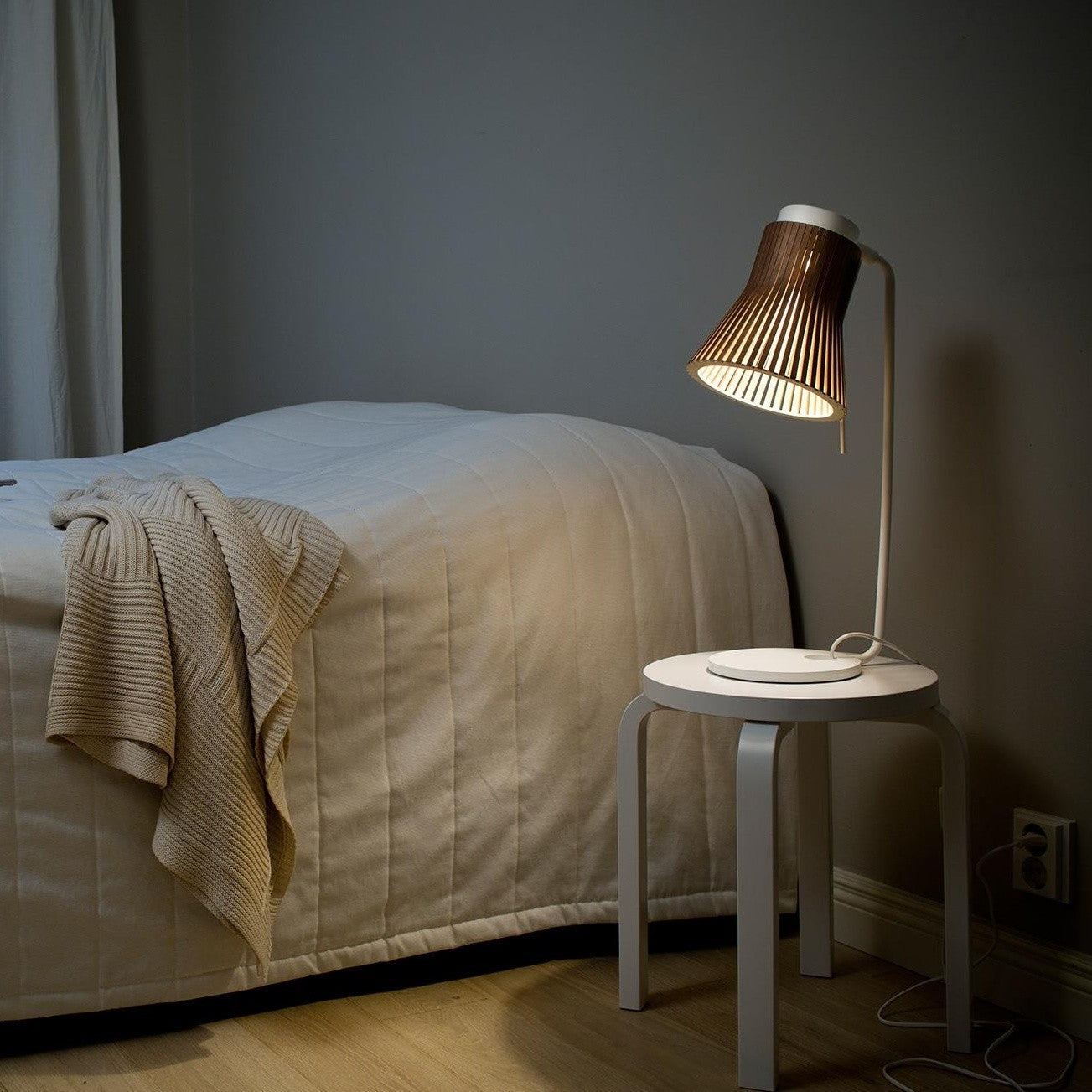 Secto Design Lighting | Mobiliário, Iluminação e Acessórios - colecção completa na Paris:Sete. Decoração e Design de Interiores
