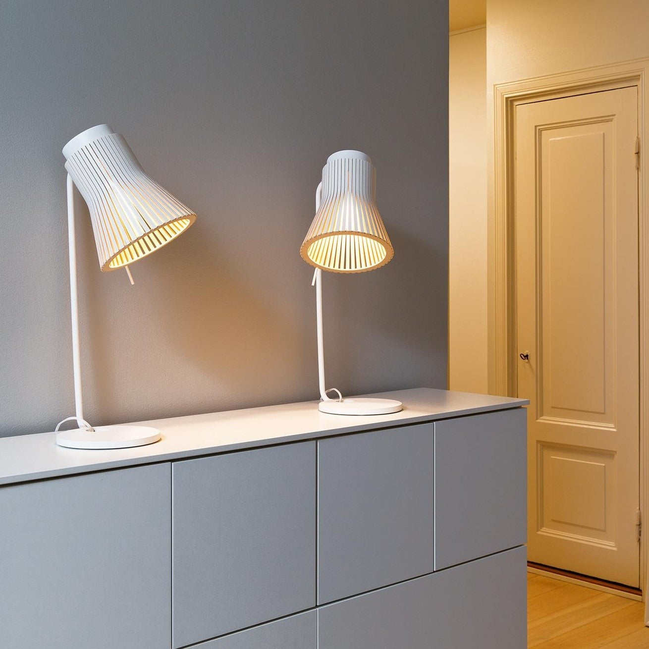 Secto Design Lighting | Mobiliário, Iluminação e Acessórios - colecção completa na Paris:Sete. Decoração e Design de Interiores