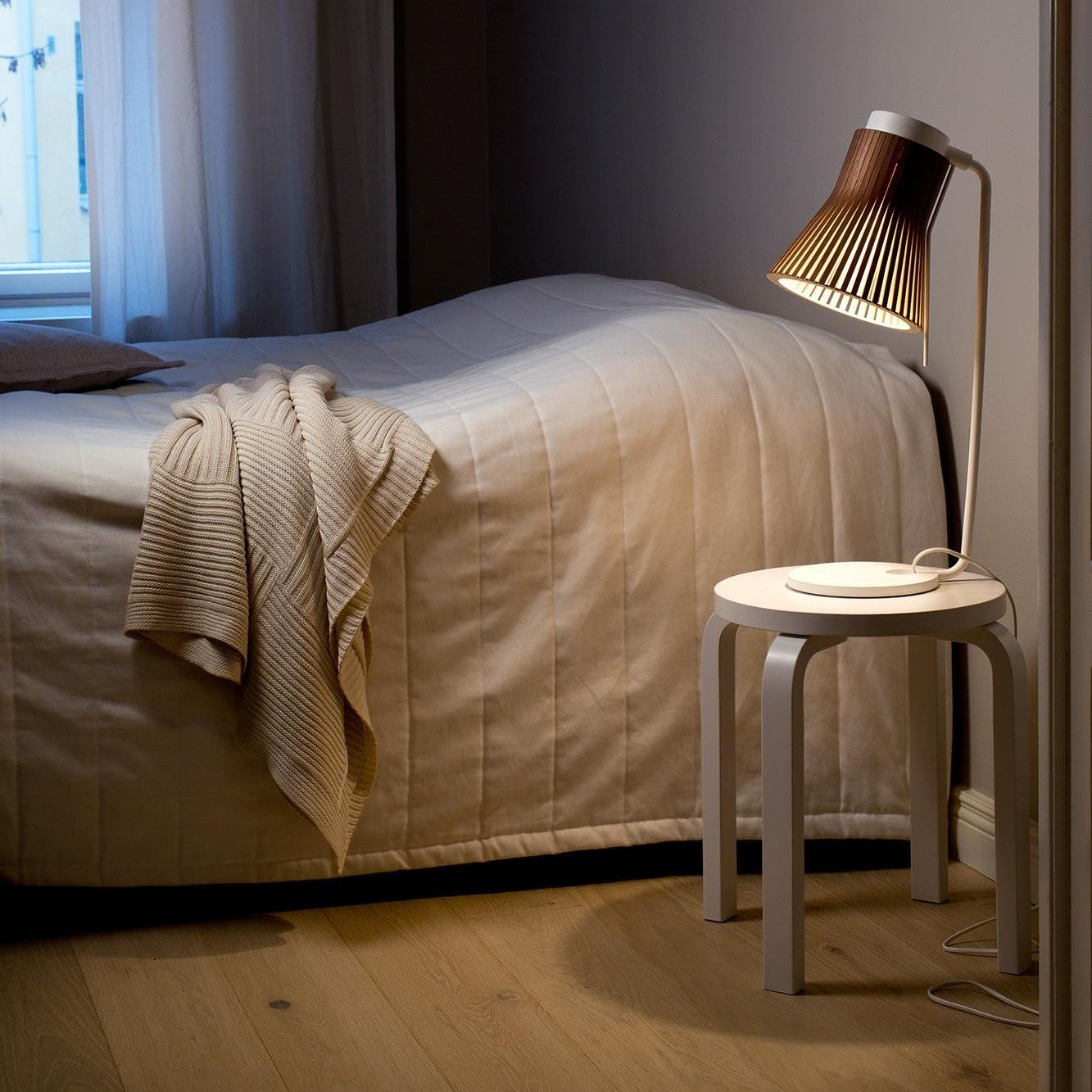 Secto Design Lighting | Mobiliário, Iluminação e Acessórios - colecção completa na Paris:Sete. Decoração e Design de Interiores