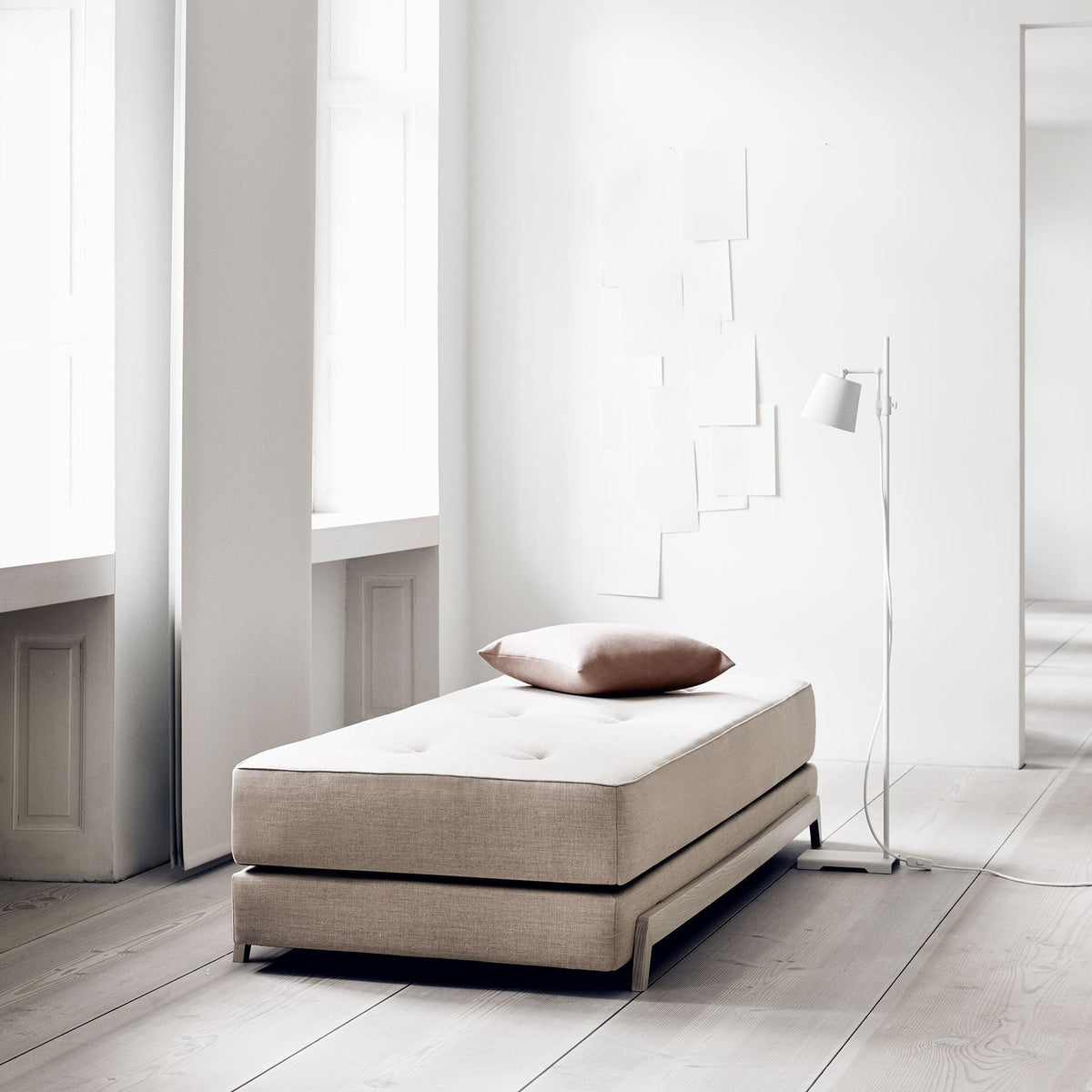 Softline Furniture Design Mobiliário, Iluminação e Acessórios - colecção completa na Paris:Sete. Decoração e Design de Interiores
