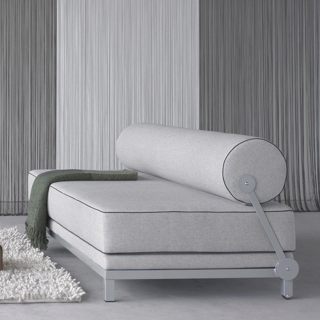 Softline Furniture Design Mobiliário, Iluminação e Acessórios - colecção completa na Paris:Sete. Decoração e Design de Interiores