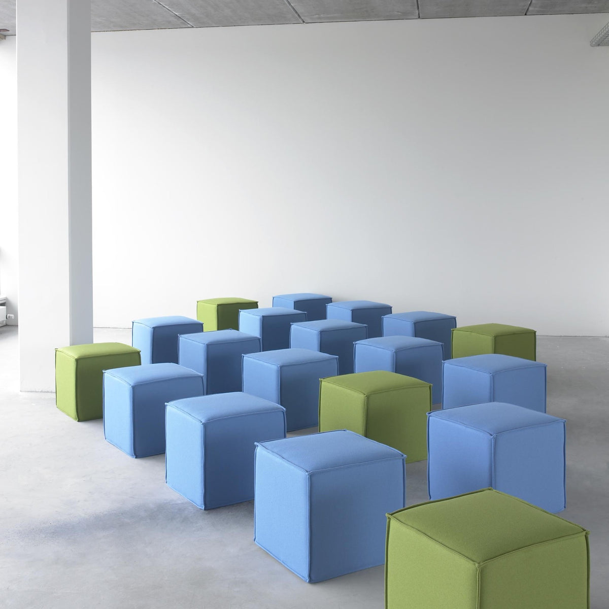 Softline Furniture Design Mobiliário, Iluminação e Acessórios - colecção completa na Paris:Sete. Decoração e Design de Interiores