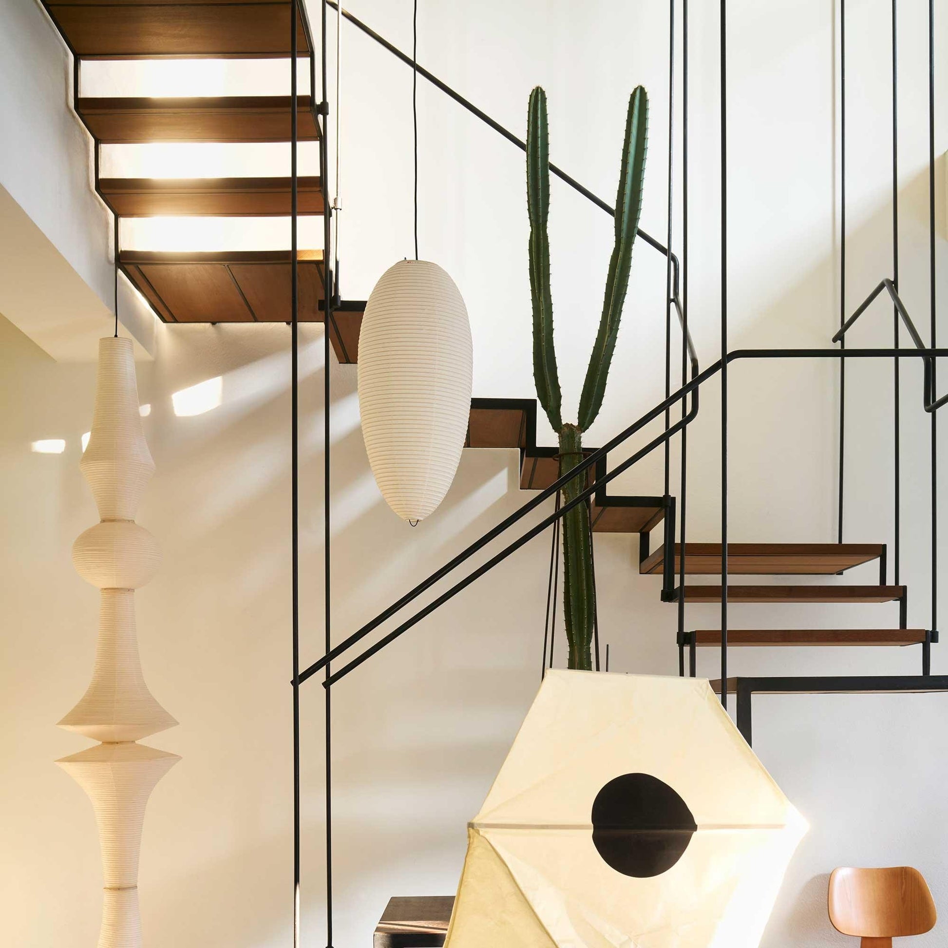 Vitra Design Mobiliário, Iluminação e Acessórios - colecção completa na Paris:Sete. Decoração e Design de Interiores
