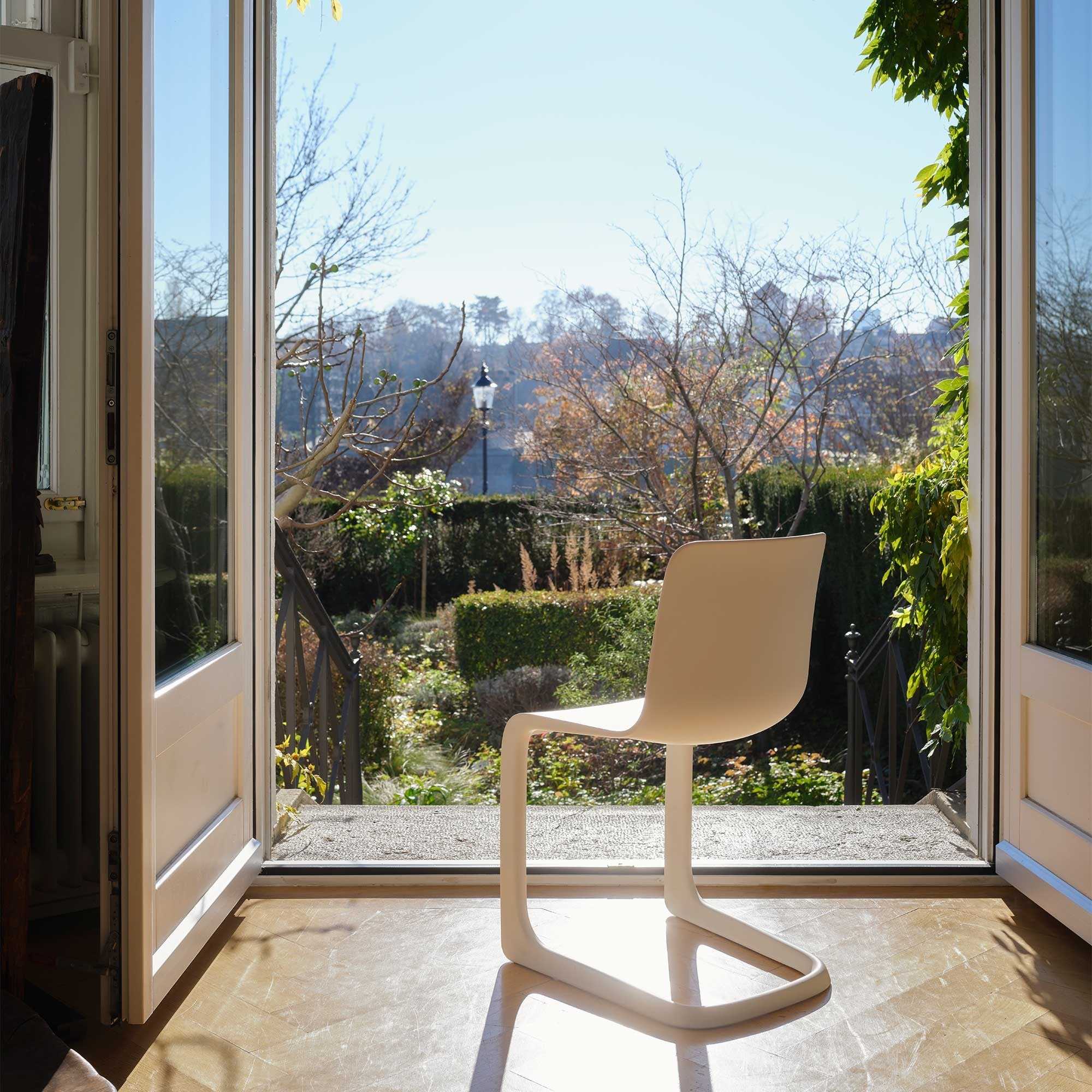 Vitra Design Mobiliário, Iluminação e Acessórios - colecção completa na Paris:Sete. Decoração e Design de Interiores