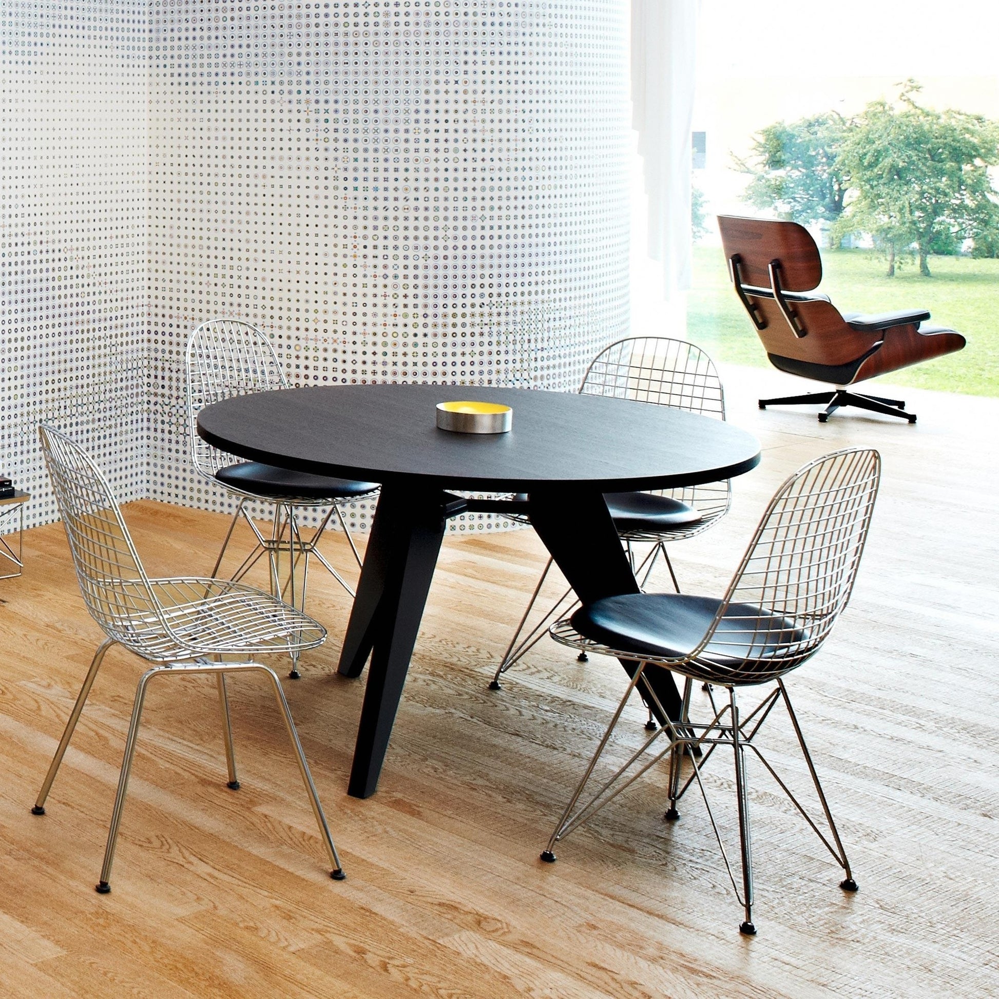 Vitra Design Mobiliário, Iluminação e Acessórios - colecção completa na Paris:Sete. Decoração e Design de Interiores