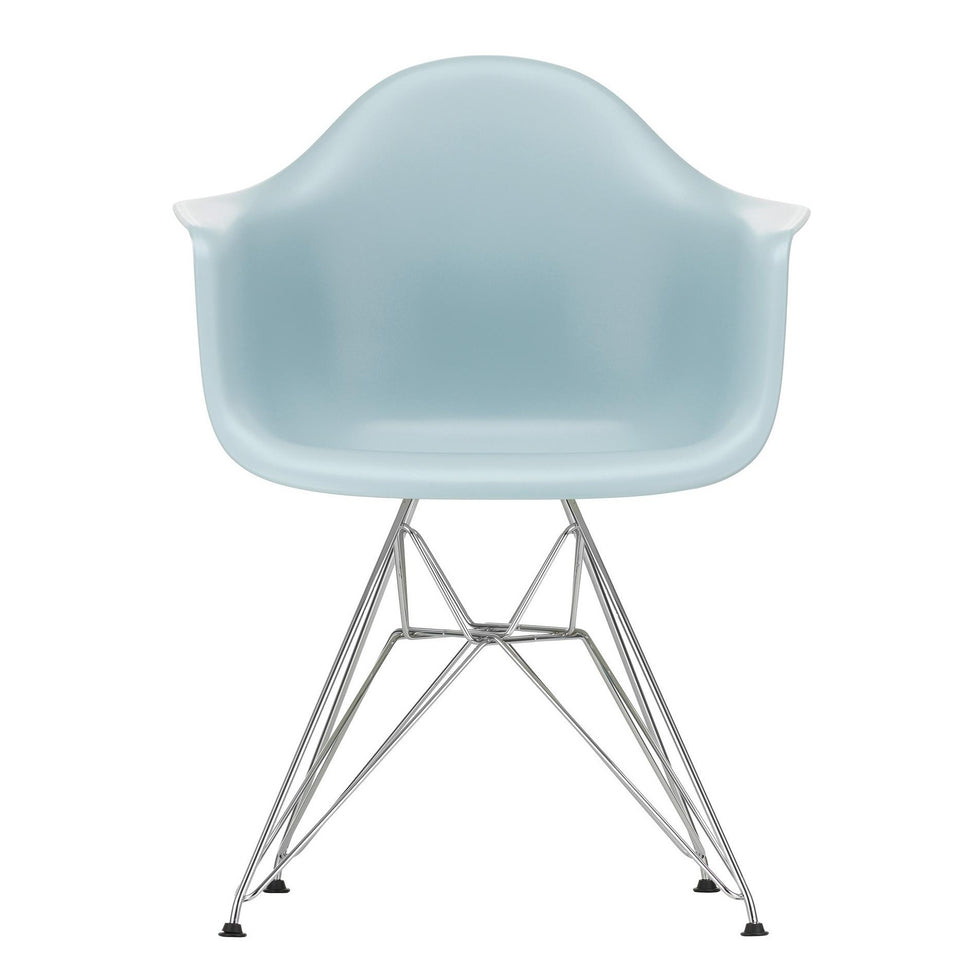 Cadeira de Braços em Plástico Eames DAR / Base Cromada