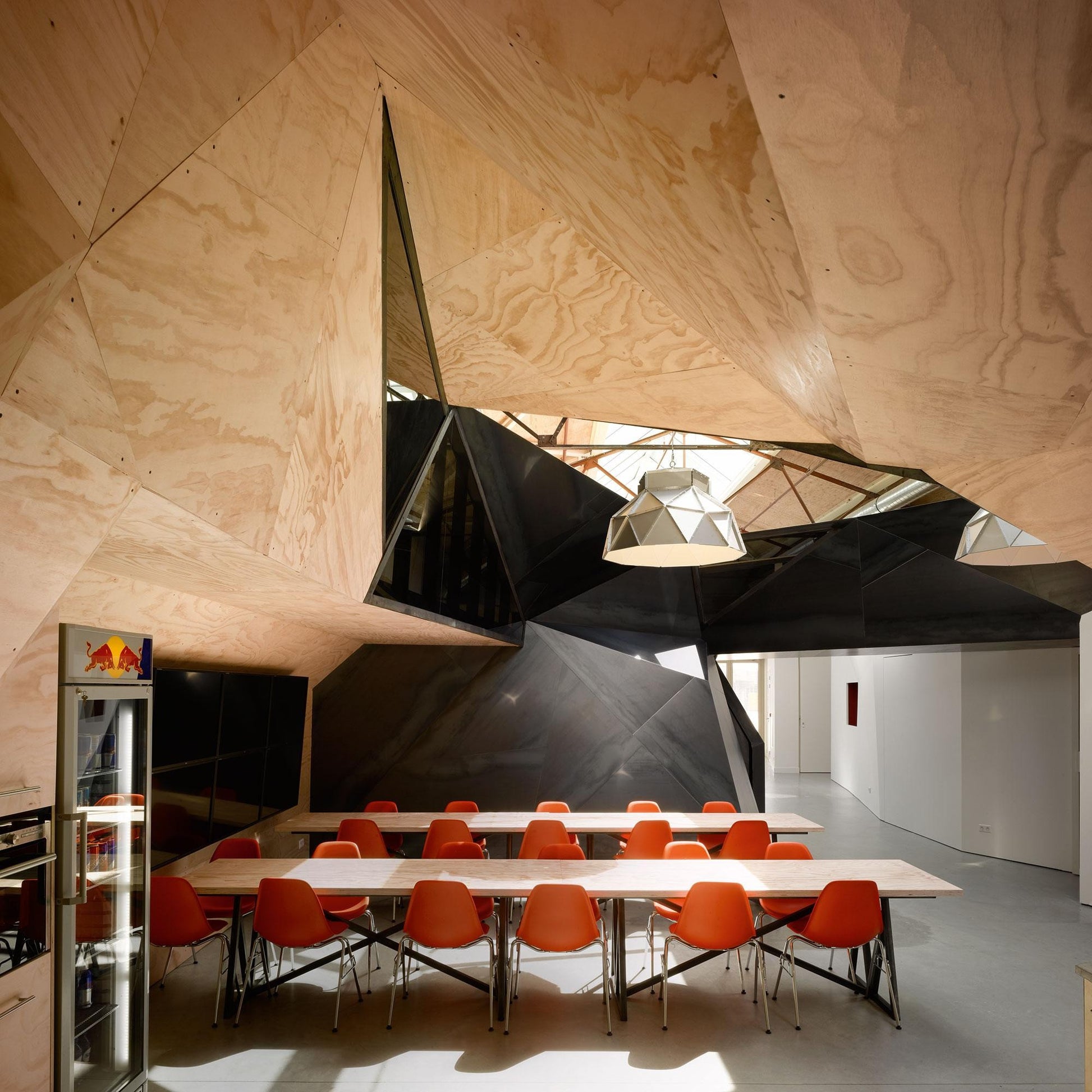 Vitra Design Mobiliário, Iluminação e Acessórios - colecção completa na Paris:Sete. Decoração e Design de Interiores