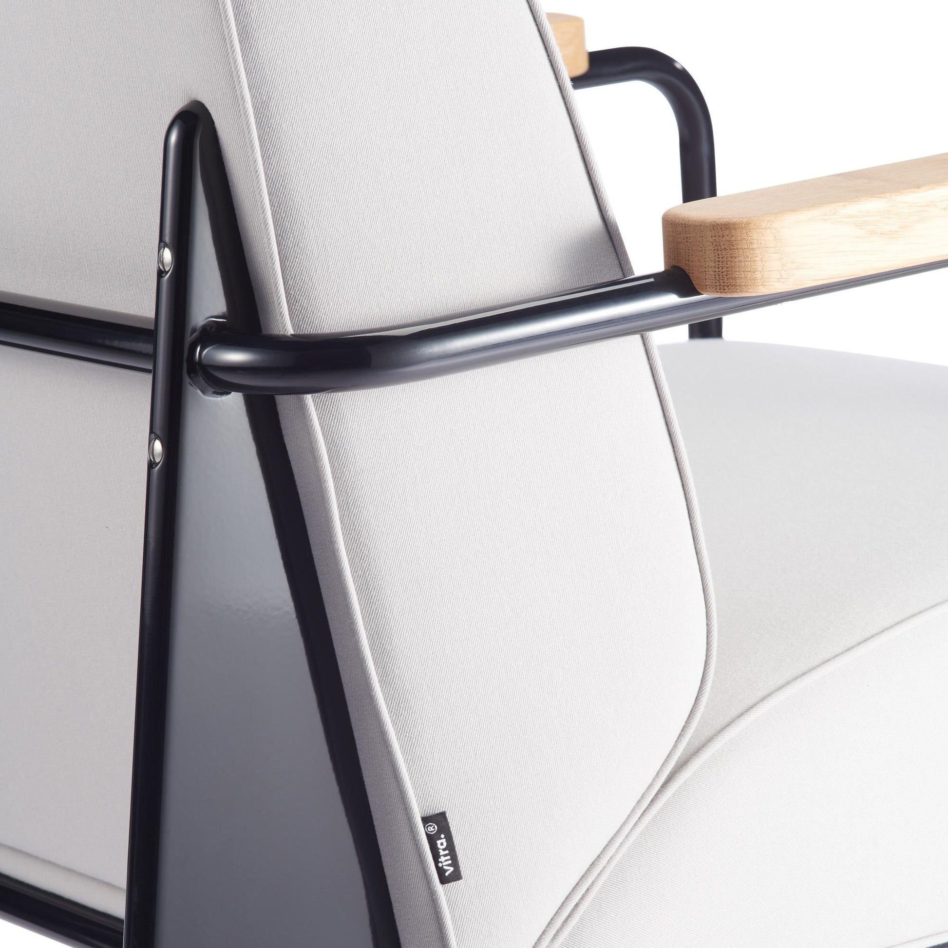 Vitra Design Mobiliário, Iluminação e Acessórios - colecção completa na Paris:Sete. Decoração e Design de Interiores