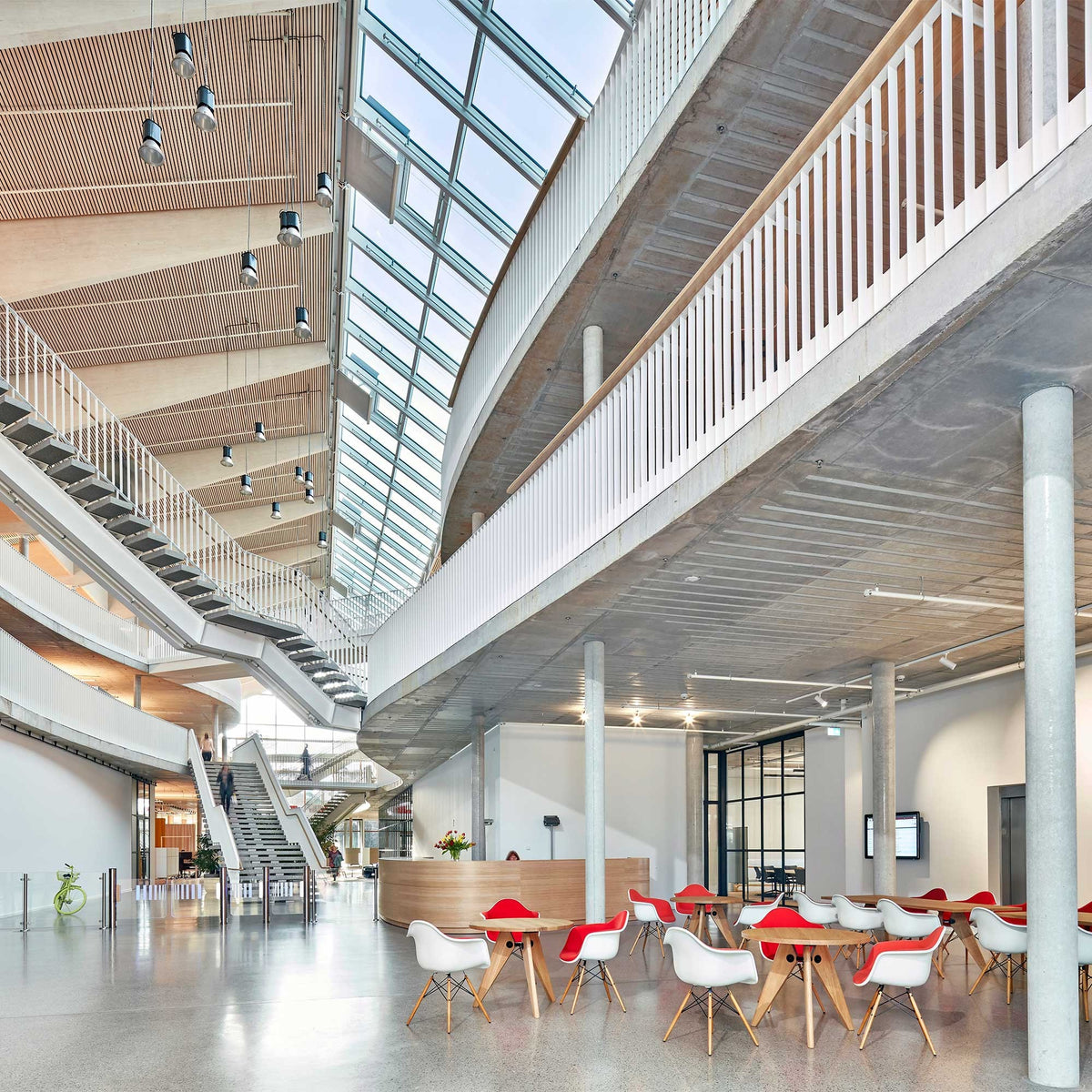 Vitra Design Mobiliário, Iluminação e Acessórios - colecção completa na Paris:Sete. Decoração e Design de Interiores