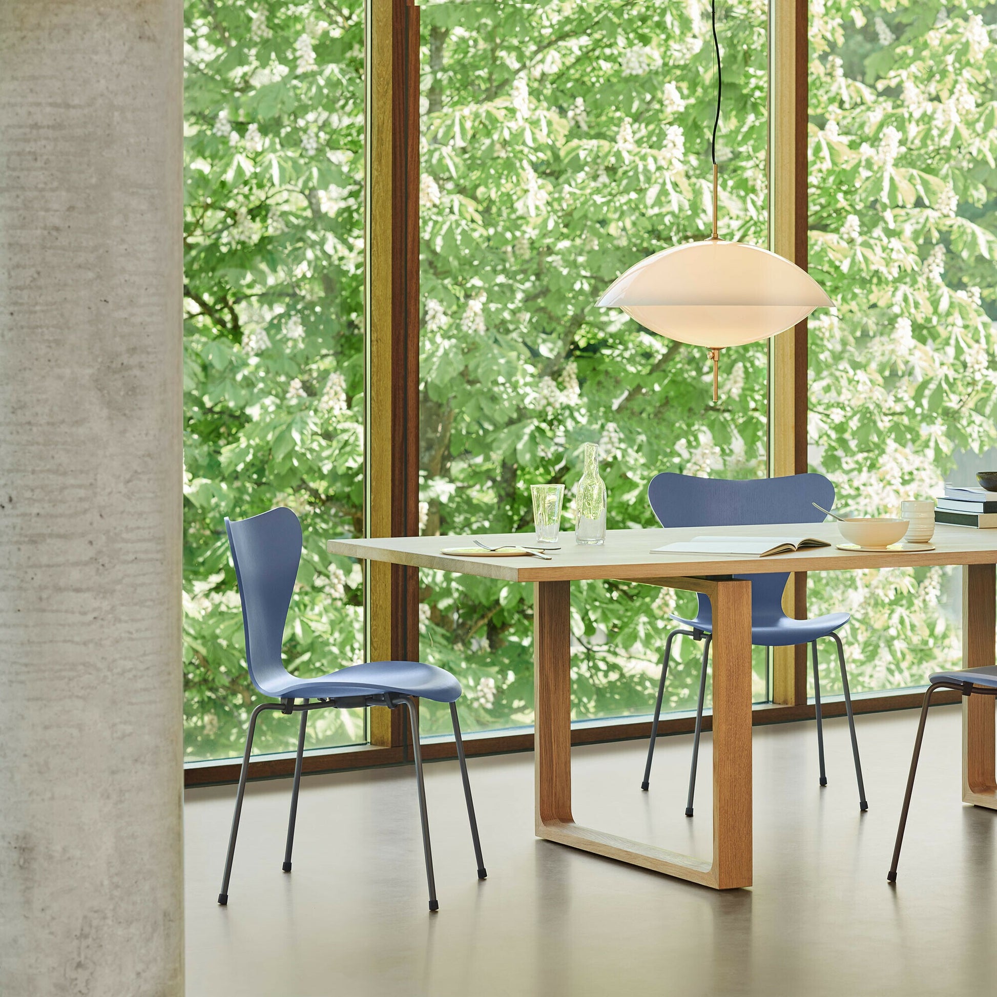 Fritz Hansen Design Mobiliário, Iluminação e Acessórios - colecção completa na Paris:Sete. Decoração e Design de Interiores